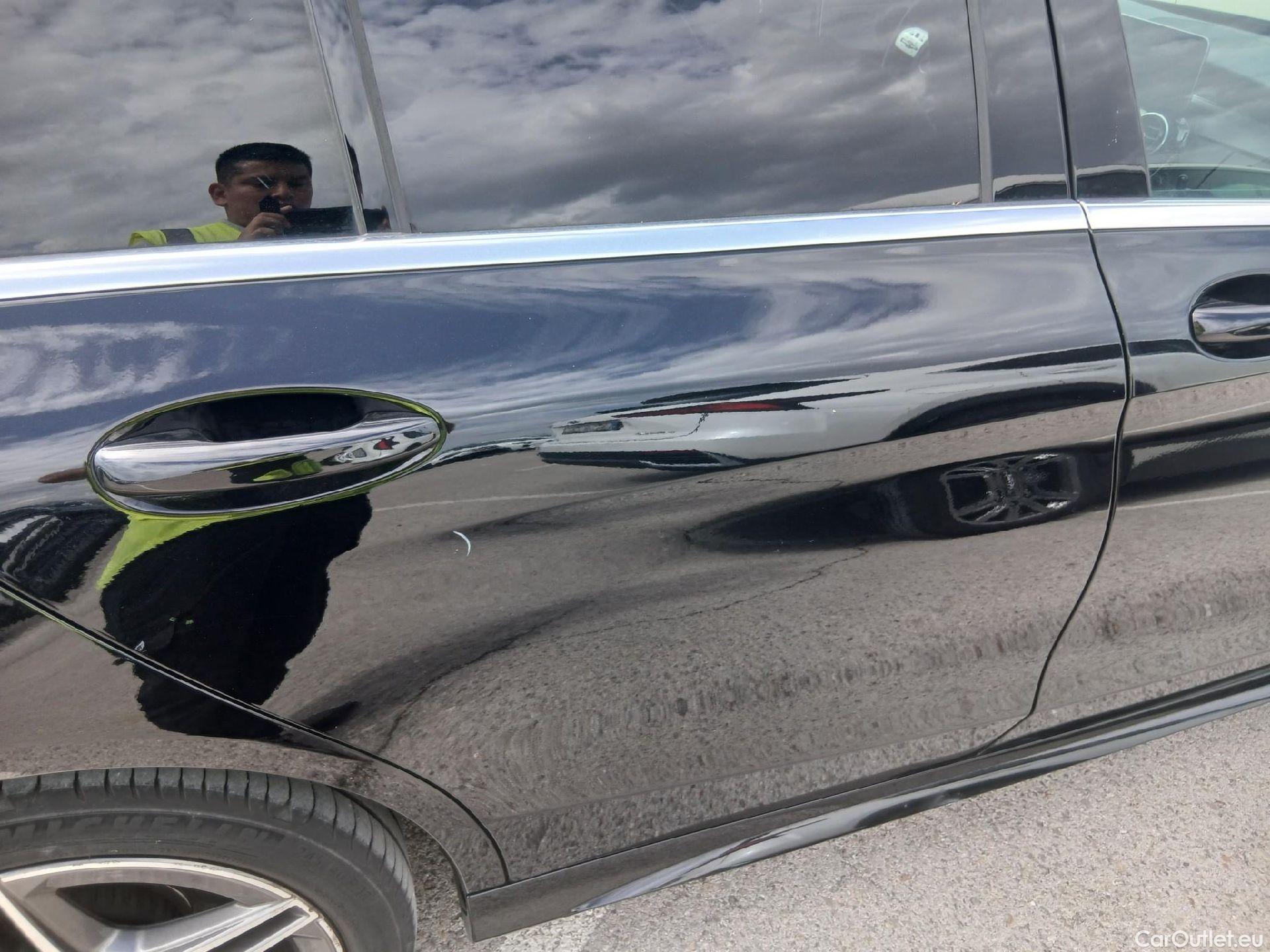  Mercedes  C-Klasse MERCEDES-BENZ Clase C / 2018 / 4P / sedán C 220 d #23