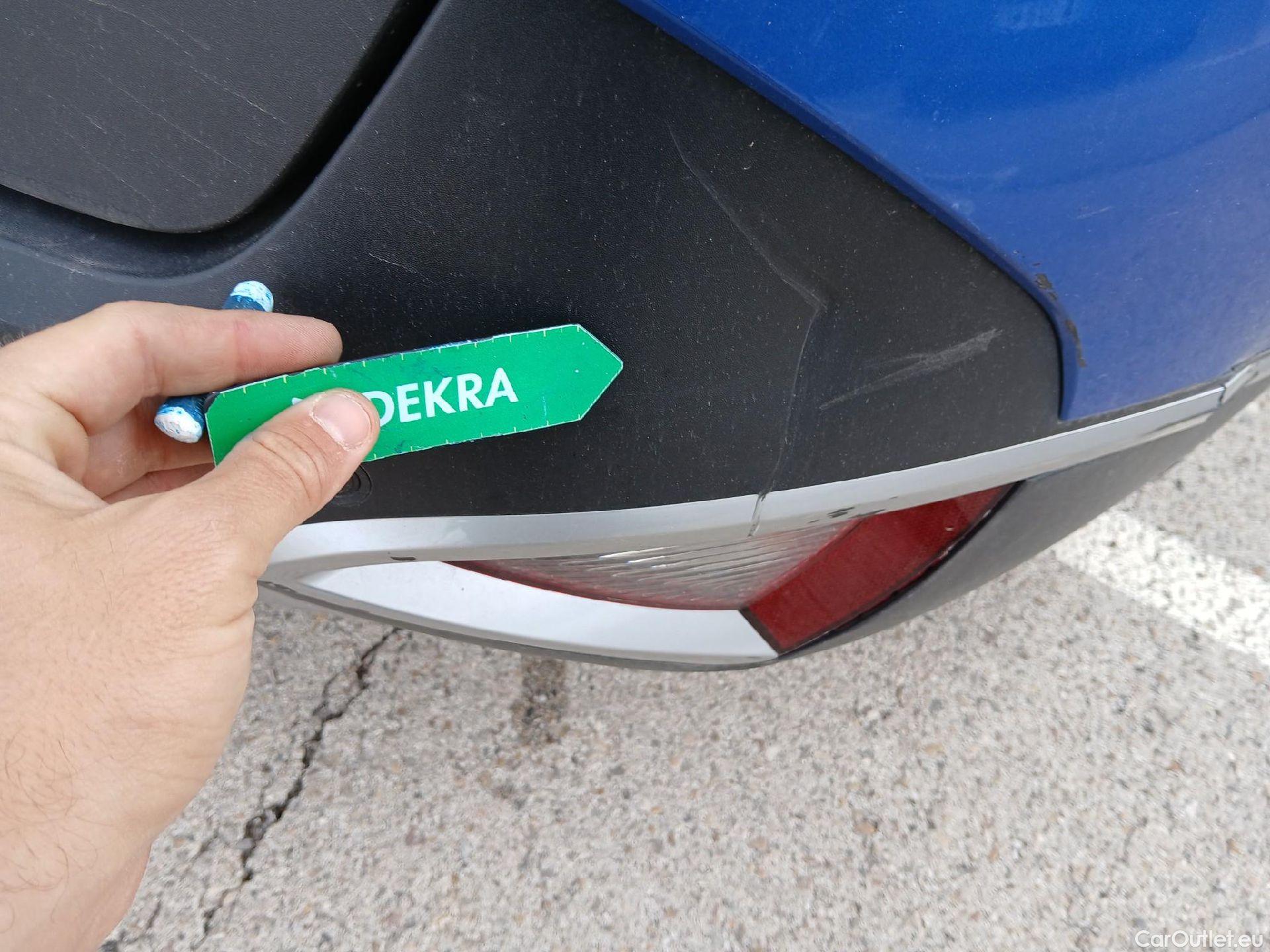  KIA  Sportage KIA  / 2022 / 5P / todoterreno 1.6 T-GDi HEV 171kW (230CV) Drive 4X2 #41