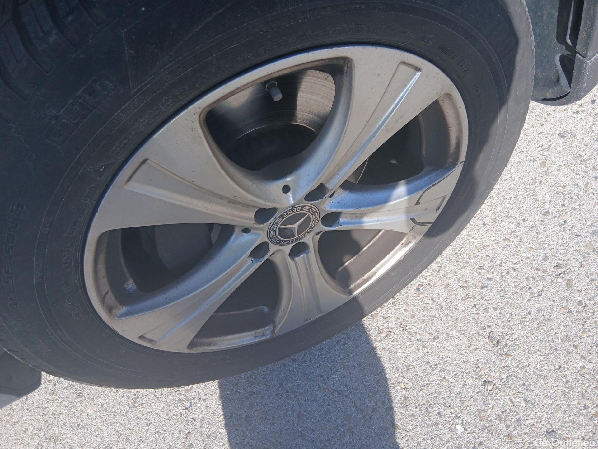  Mercedes  G-Klasee MERCEDES-BENZ Clase GLC / 2015 / 5P / todoterreno GLC 220 d 4MATIC #39