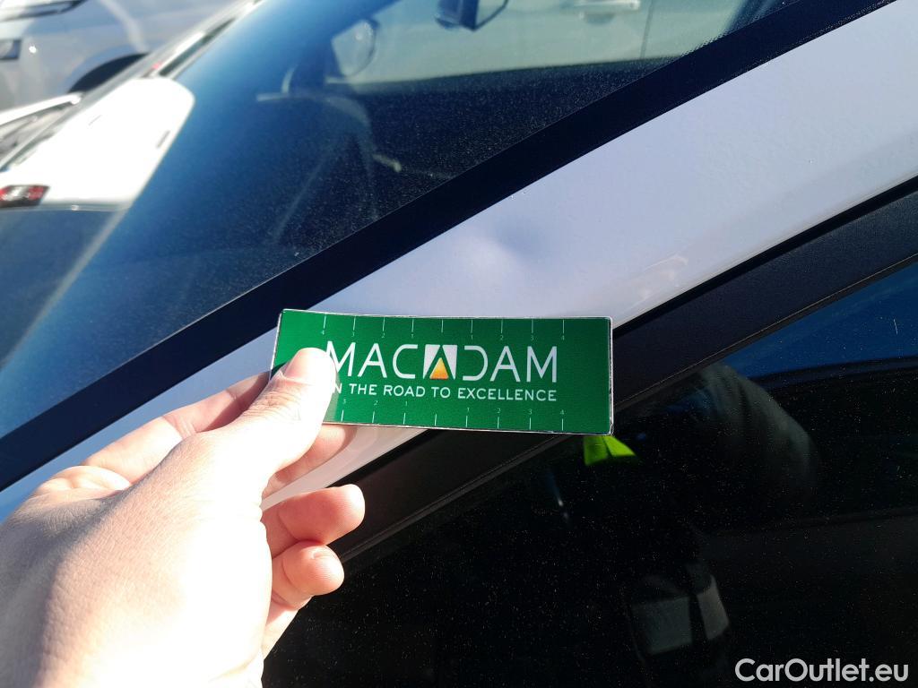  Hyundai  i20 HYUNDAI  / 2020 / 5P / berlina con portón 1.0 TGDI 74kW (100CV) 48V Essence #39