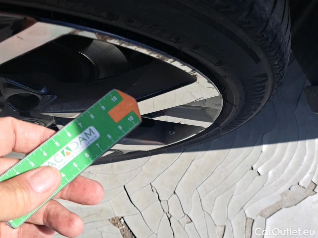  Nissan  Qashqai NISSAN  / 2017 / 5P / todoterreno dCi 96 kW (130 CV) XTRONIC TEKNA+ ProPI. #16