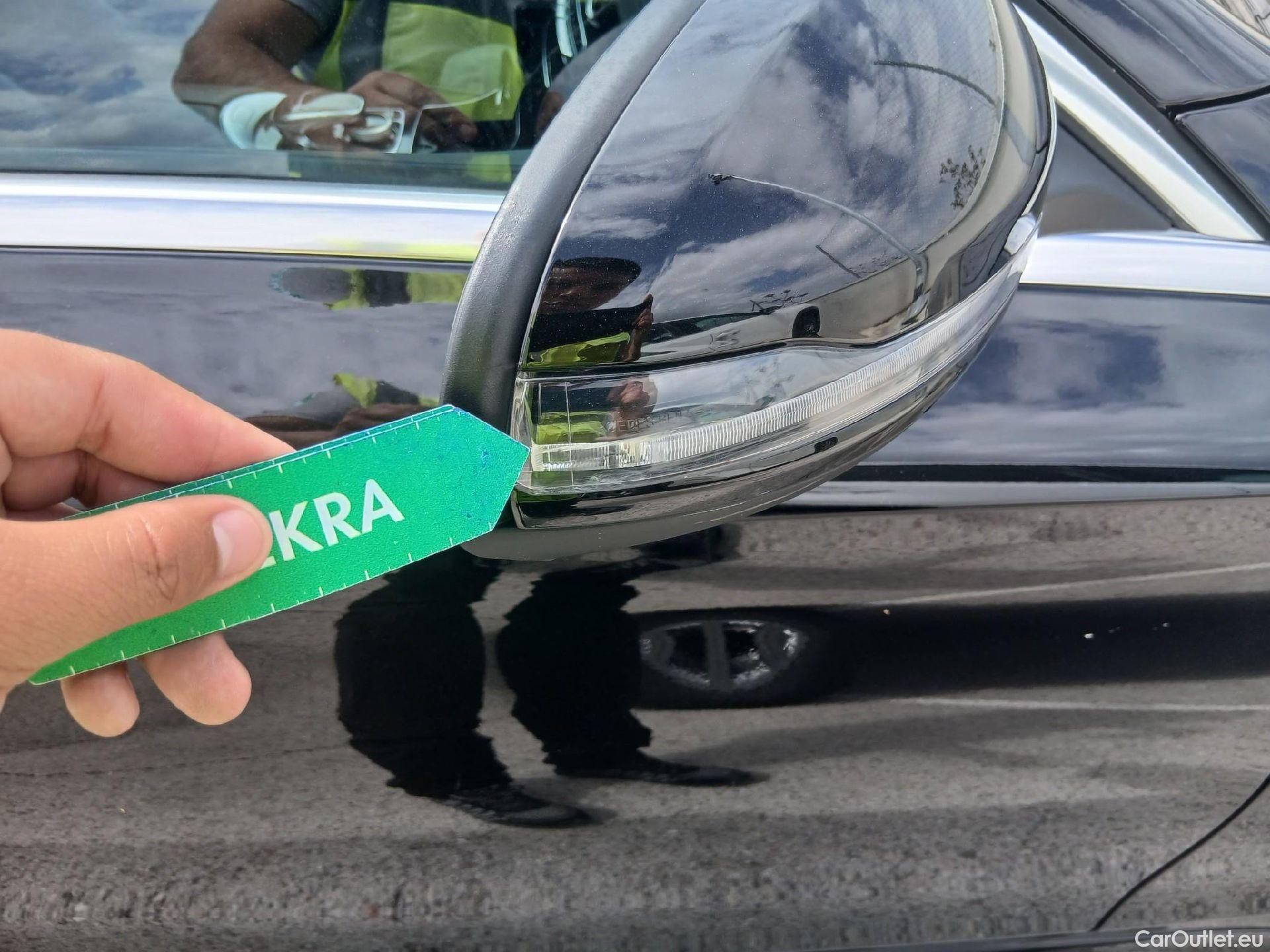  Mercedes  C-Klasse MERCEDES-BENZ Clase C / 2018 / 4P / sedán C 220 d #26