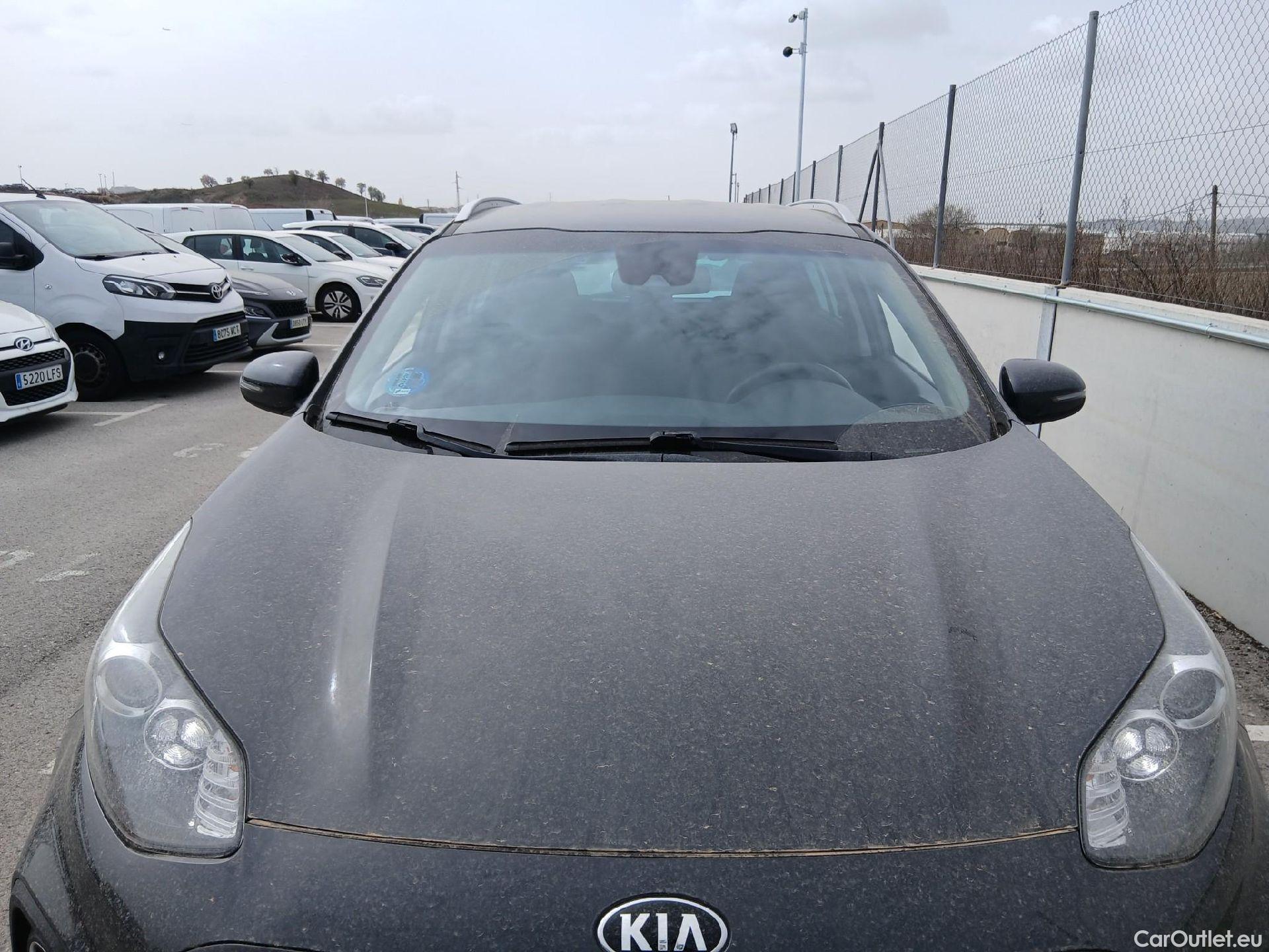  KIA  Sportage KIA  / 2018 / 5P / todoterreno 1.6 MHEV Drive Plus 100kW (136CV) 4x2 #2