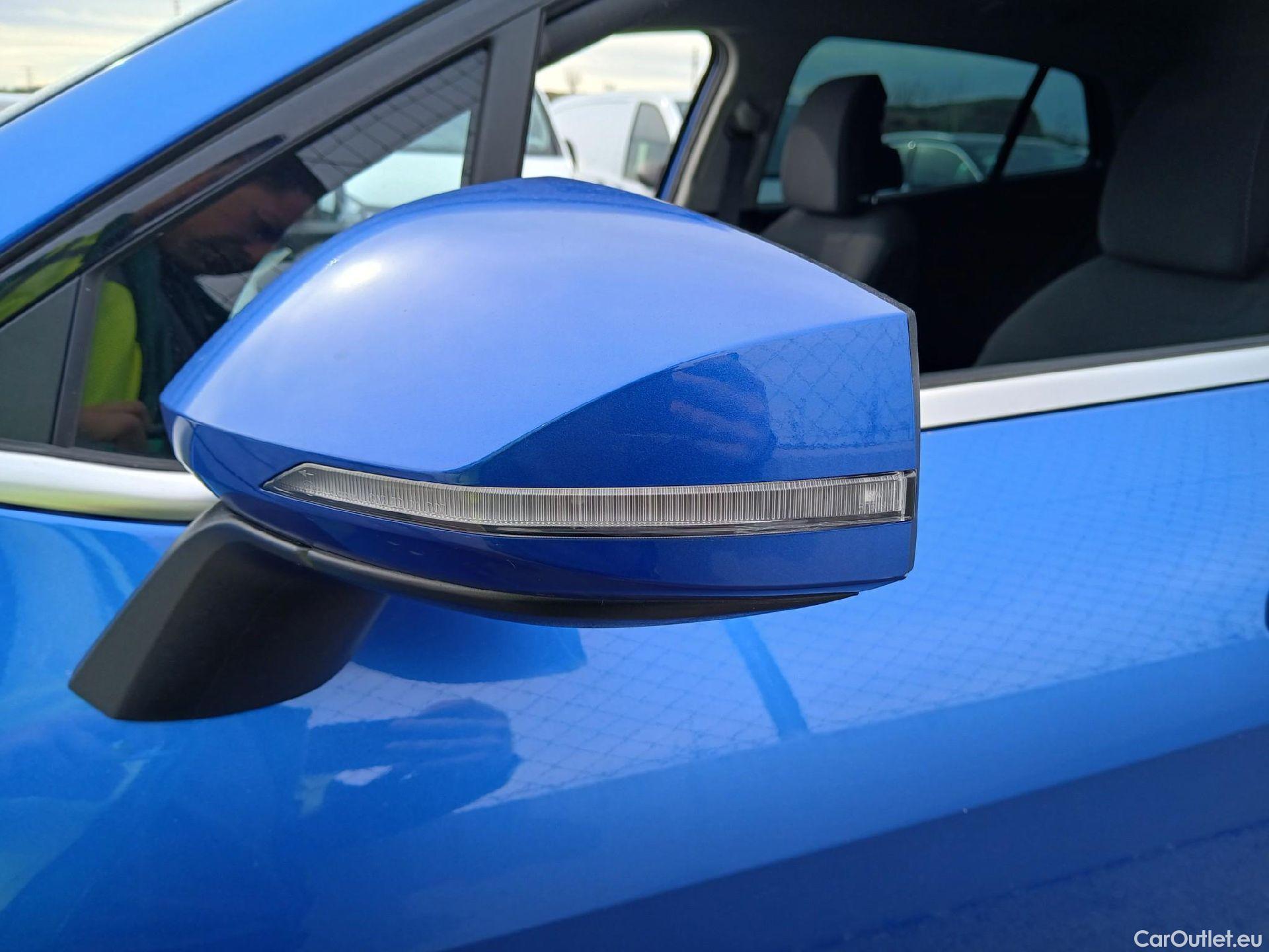  KIA  Sportage KIA  / 2022 / 5P / todoterreno 1.6 T-GDi HEV 171kW (230CV) Drive 4X2 #22