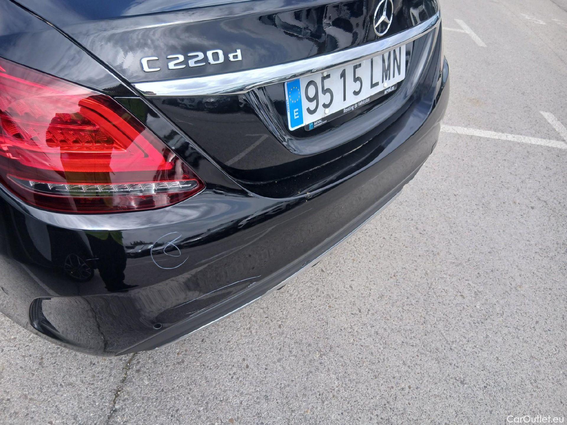  Mercedes  C-Klasse MERCEDES-BENZ Clase C / 2018 / 4P / sedán C 220 d #18