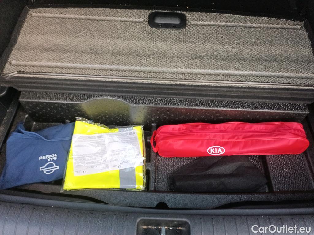  KIA  Sportage KIA  / 2018 / 5P / todoterreno 1.6 MHEV Business 85kW (115CV) 4x2 #7