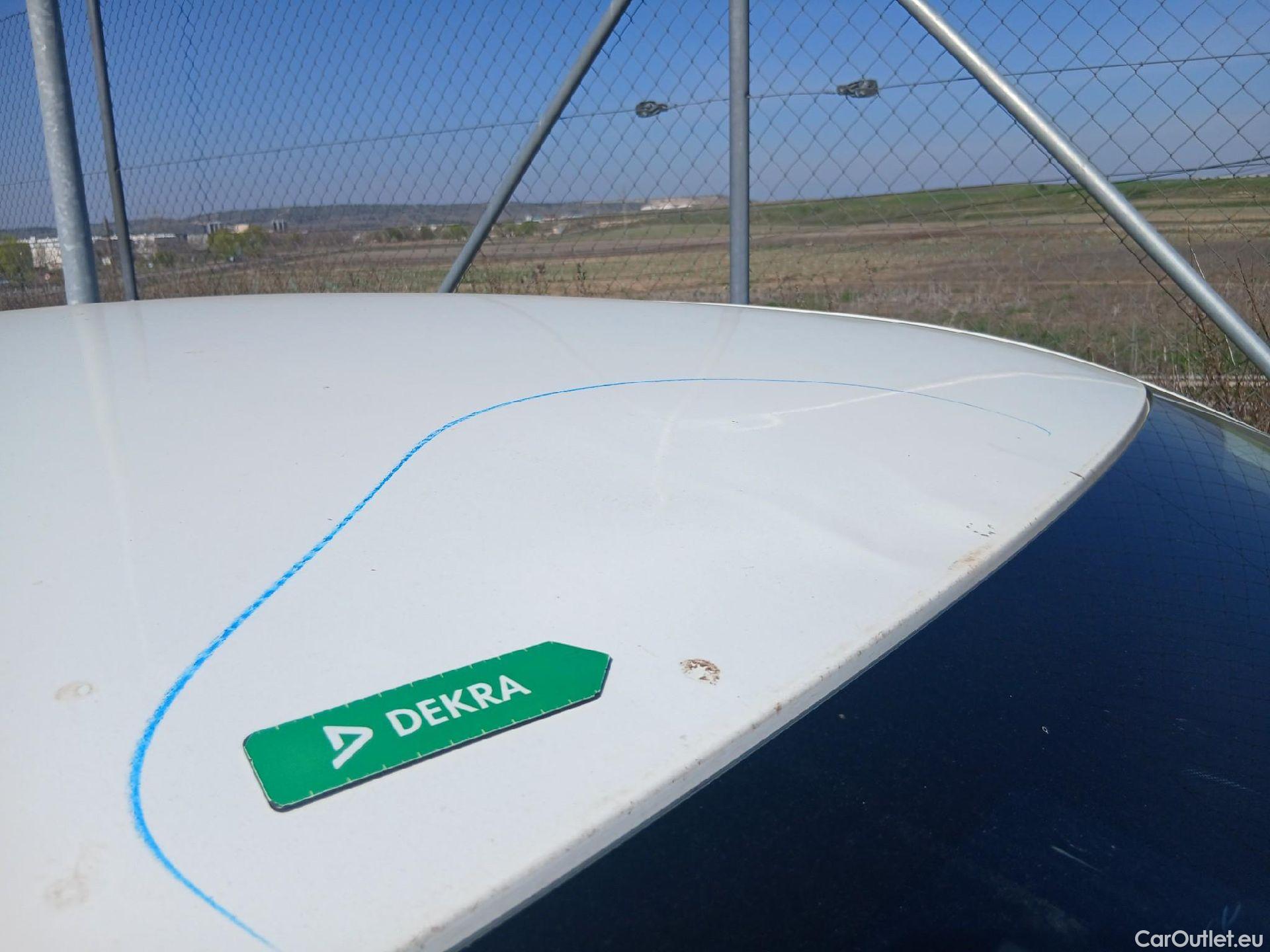  Nissan  Qashqai NISSAN  / 2021 / 5P / todoterreno DIG-T 103kW (140CV) mHEV 4x2 Acenta #51