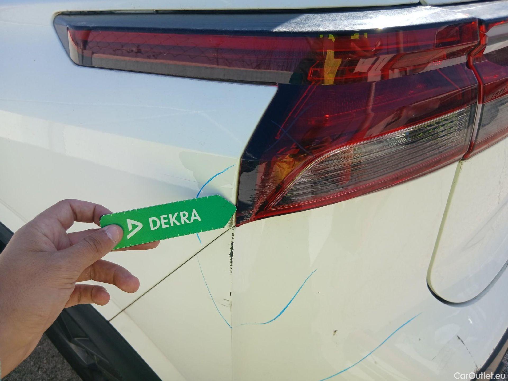  Nissan  Qashqai NISSAN  / 2021 / 5P / todoterreno DIG-T 103kW (140CV) mHEV 4x2 Acenta #23