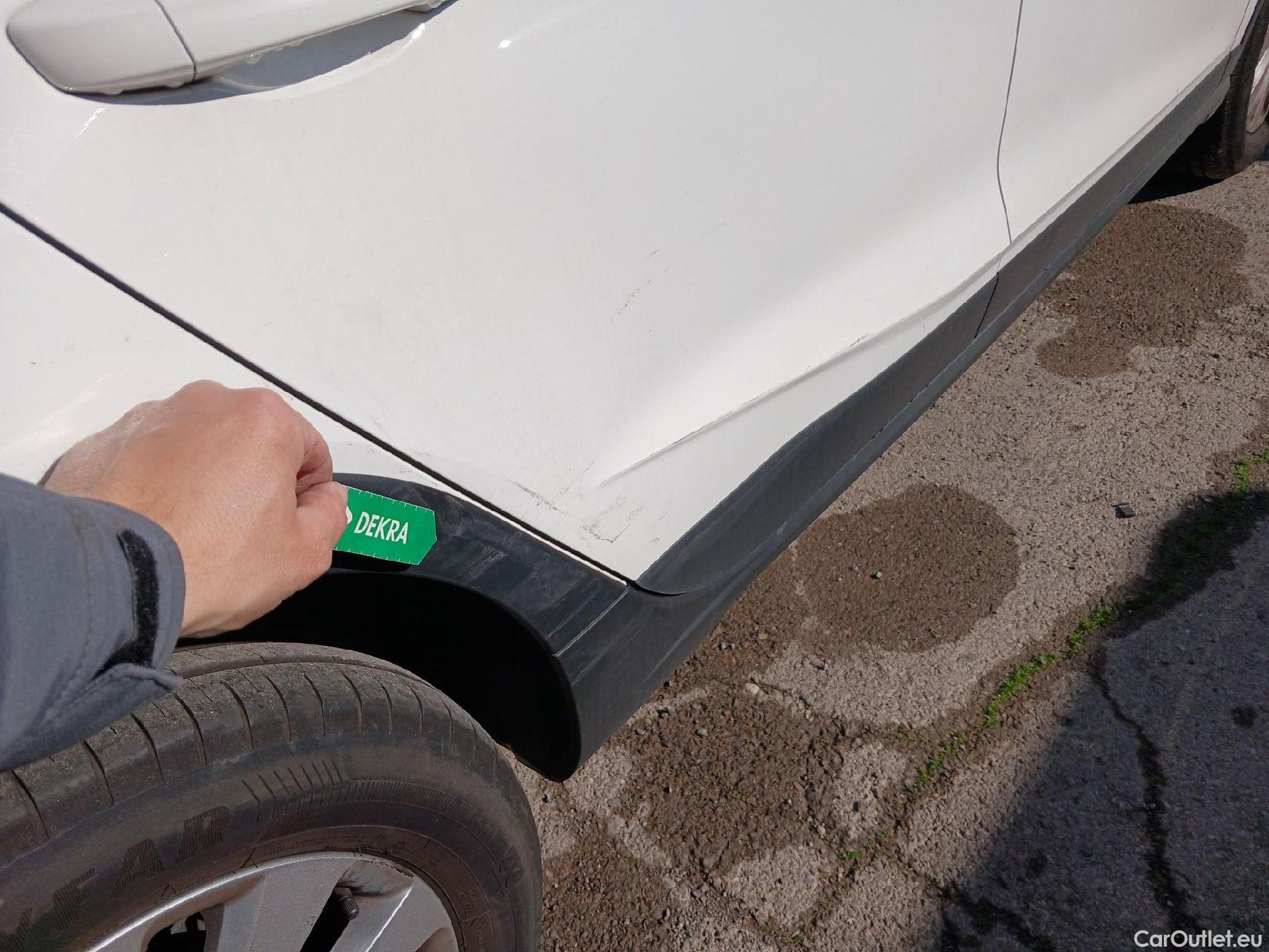  Seat  Arona  Style Special Edition 1.0 TSI 115CV MT6 E6d  #9