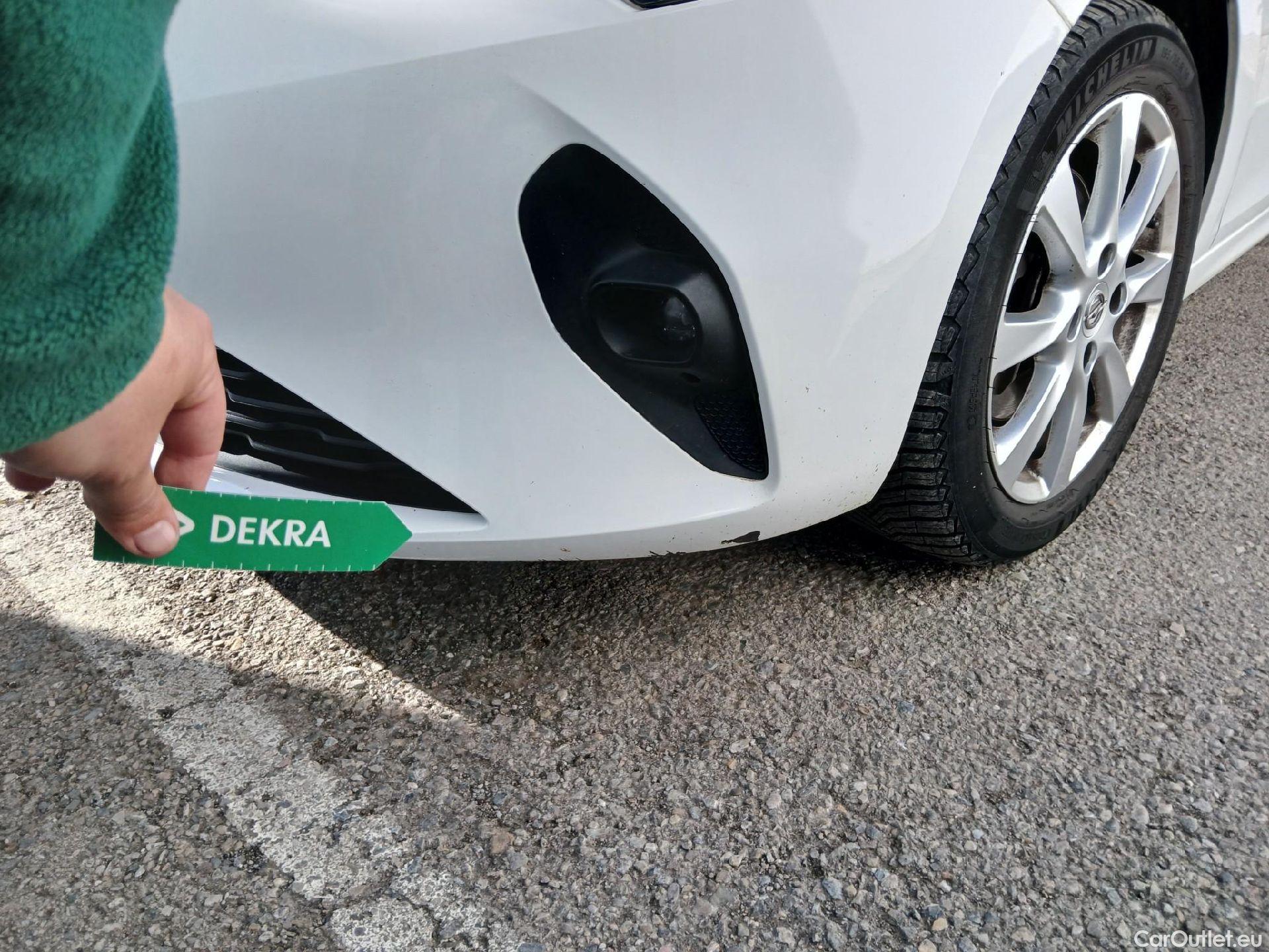  Opel  Corsa OPEL  / 2019 / 5P / berlina con portón 1.2T XHL 74kW (100CV) Edition (AC) #4