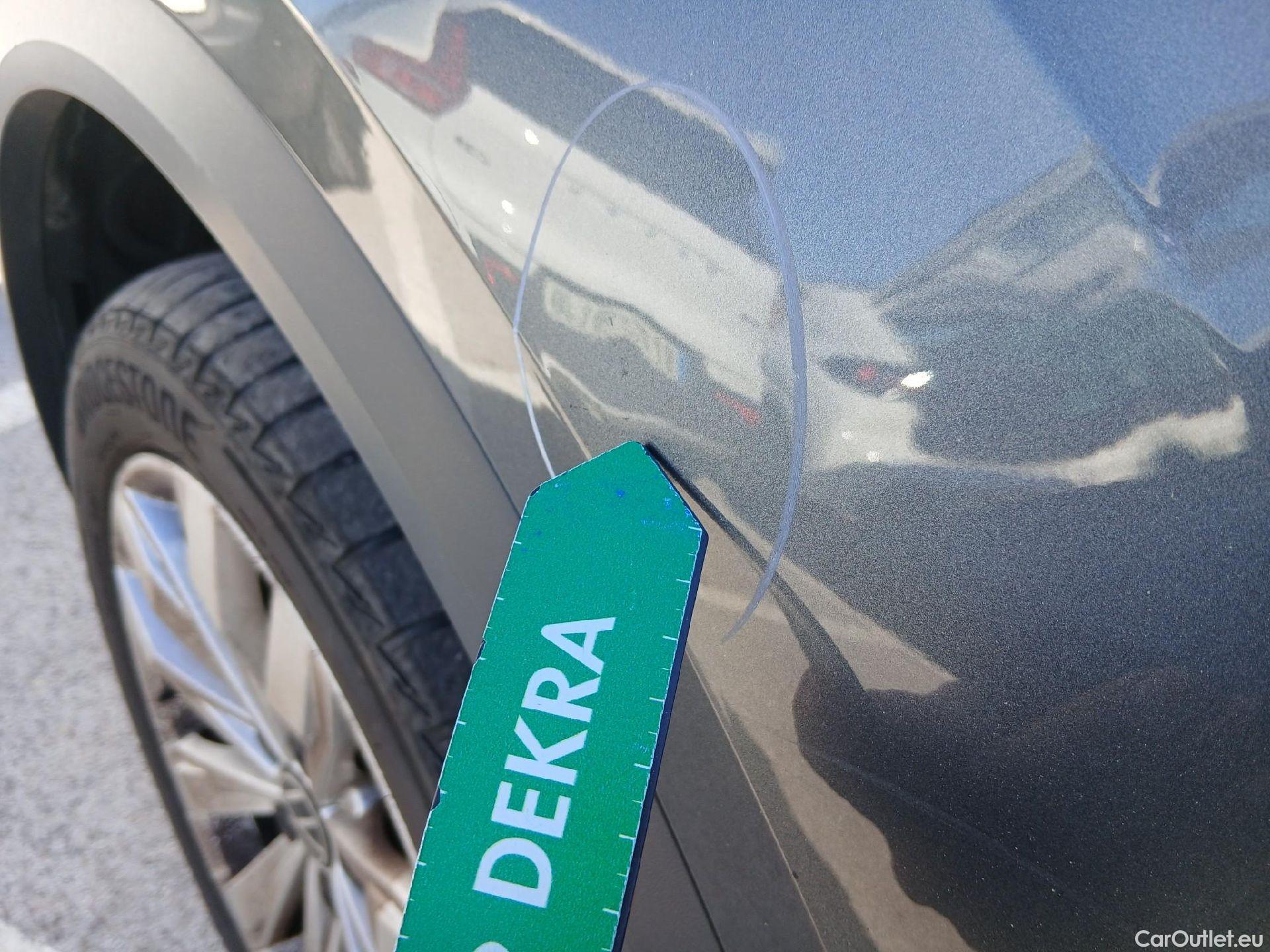  Volkswagen  T-ROC  Advance 2.0 TDI 115CV MT6 E6d #14