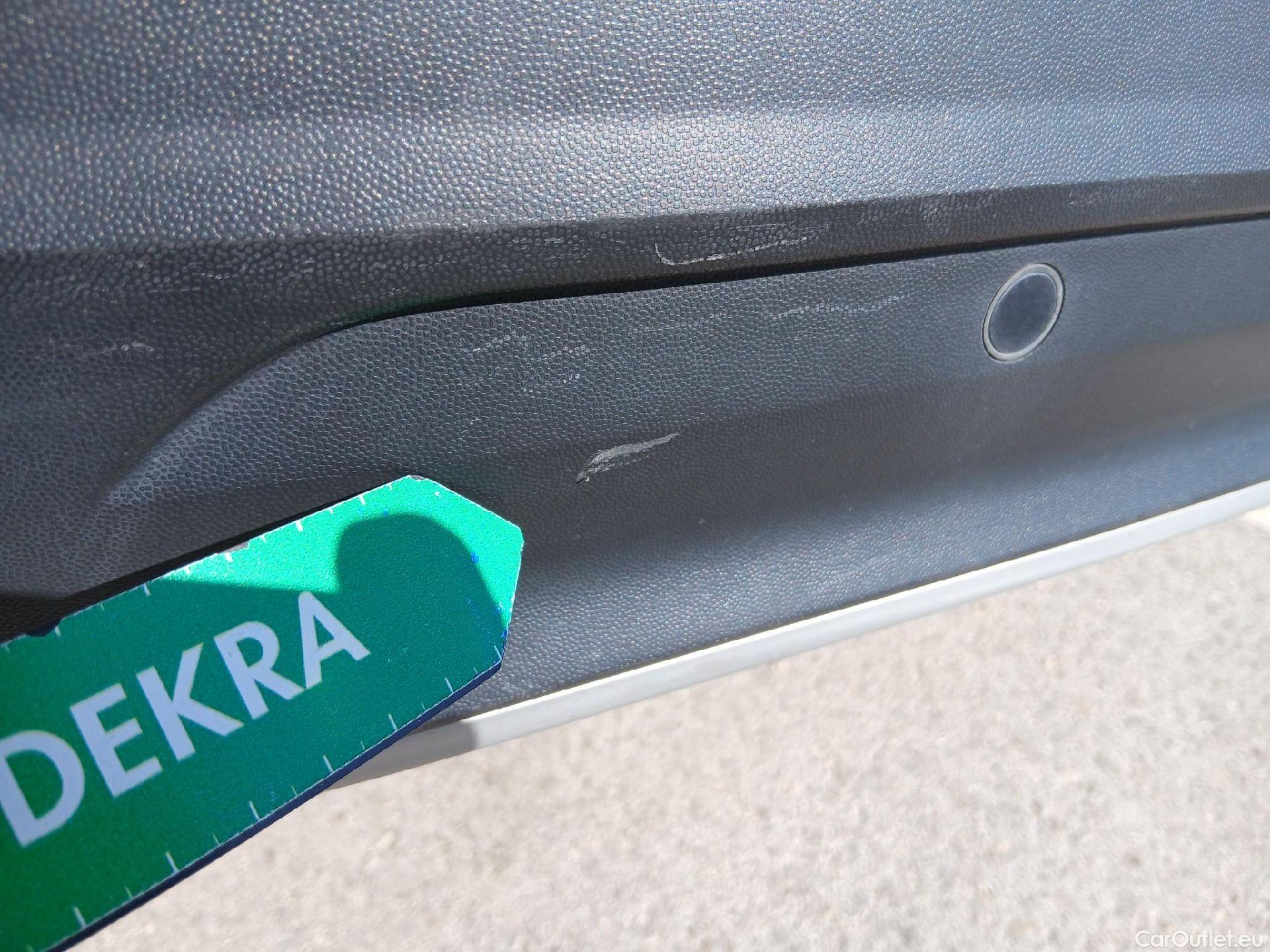  Volkswagen  T-ROC  Advance 2.0 TDI 115CV MT6 E6d #35