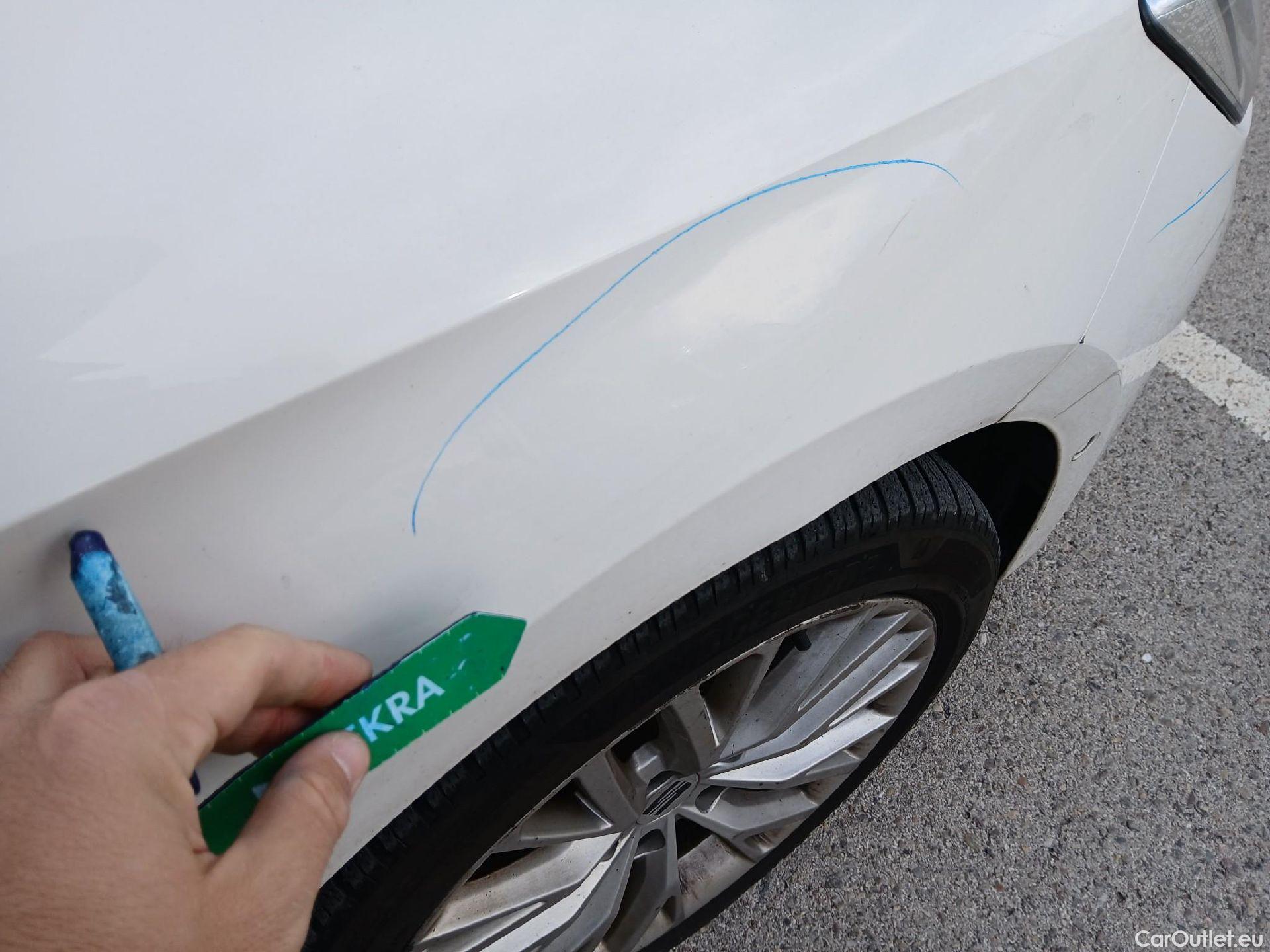  Seat  Leon SEAT Nuevo León / 2020 / 5P / familiar SP 1.4 e-Hybrid DSG S&S Xcellence Go L #28