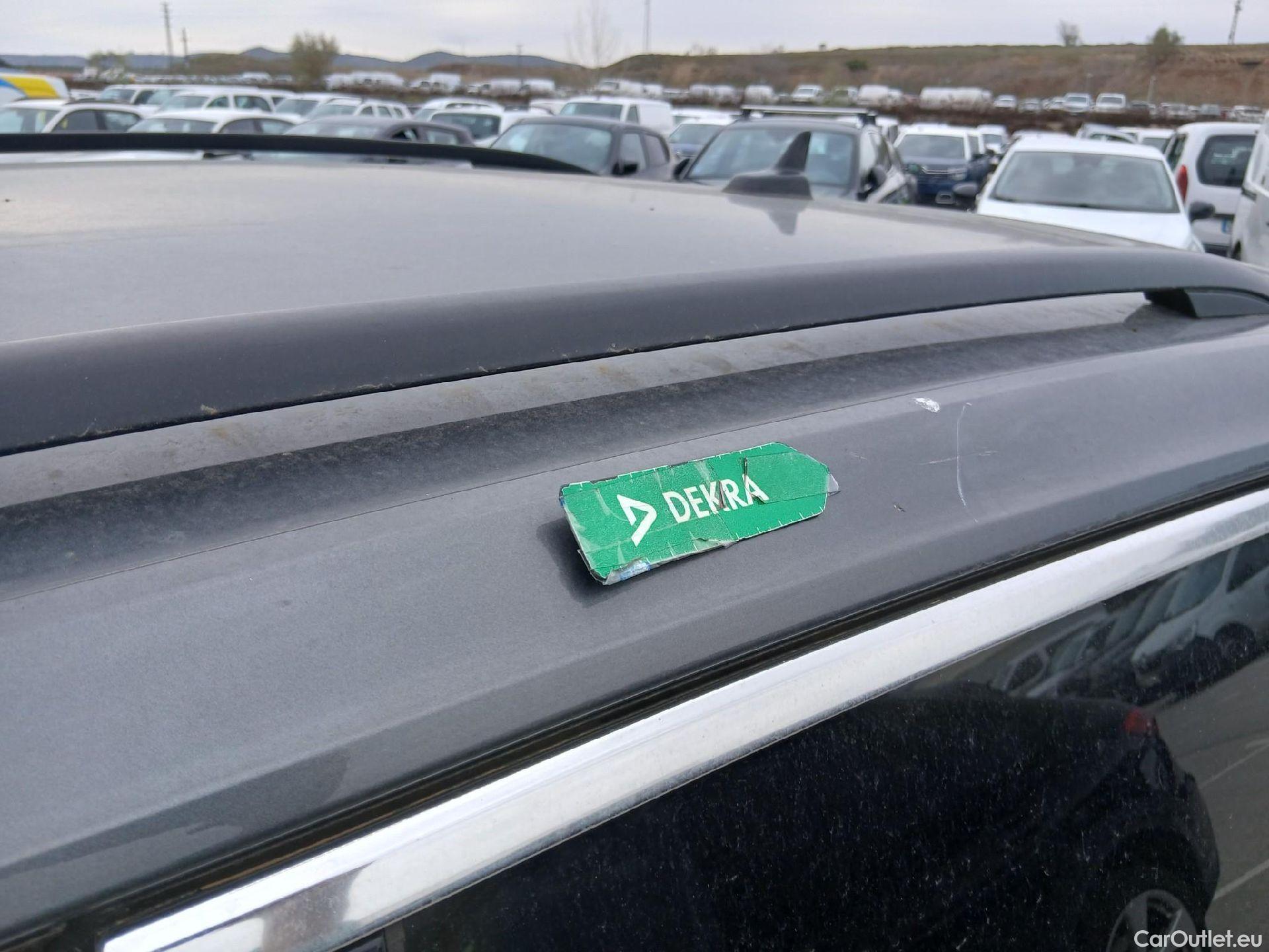  Volkswagen  T-ROC  Life 1.0 TSI 110CV MT6 E6d #23