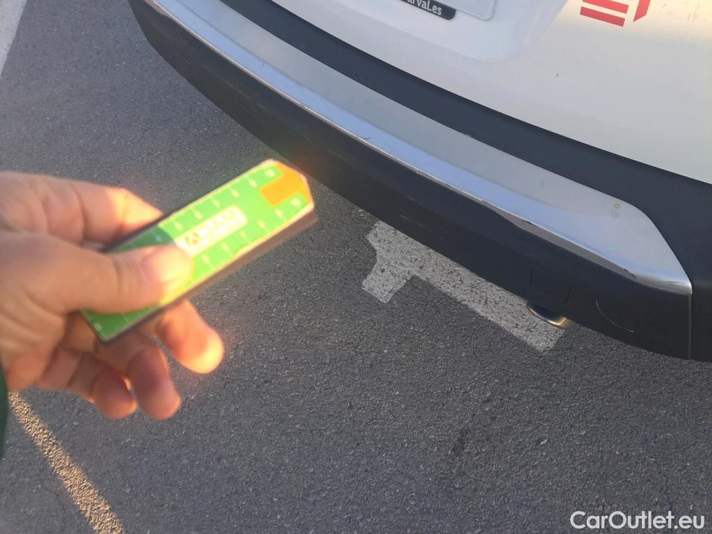  Peugeot  2008 PEUGEOT  / 2019 / 5P / todoterreno Active BlueHDI 81kW (110CV) #39