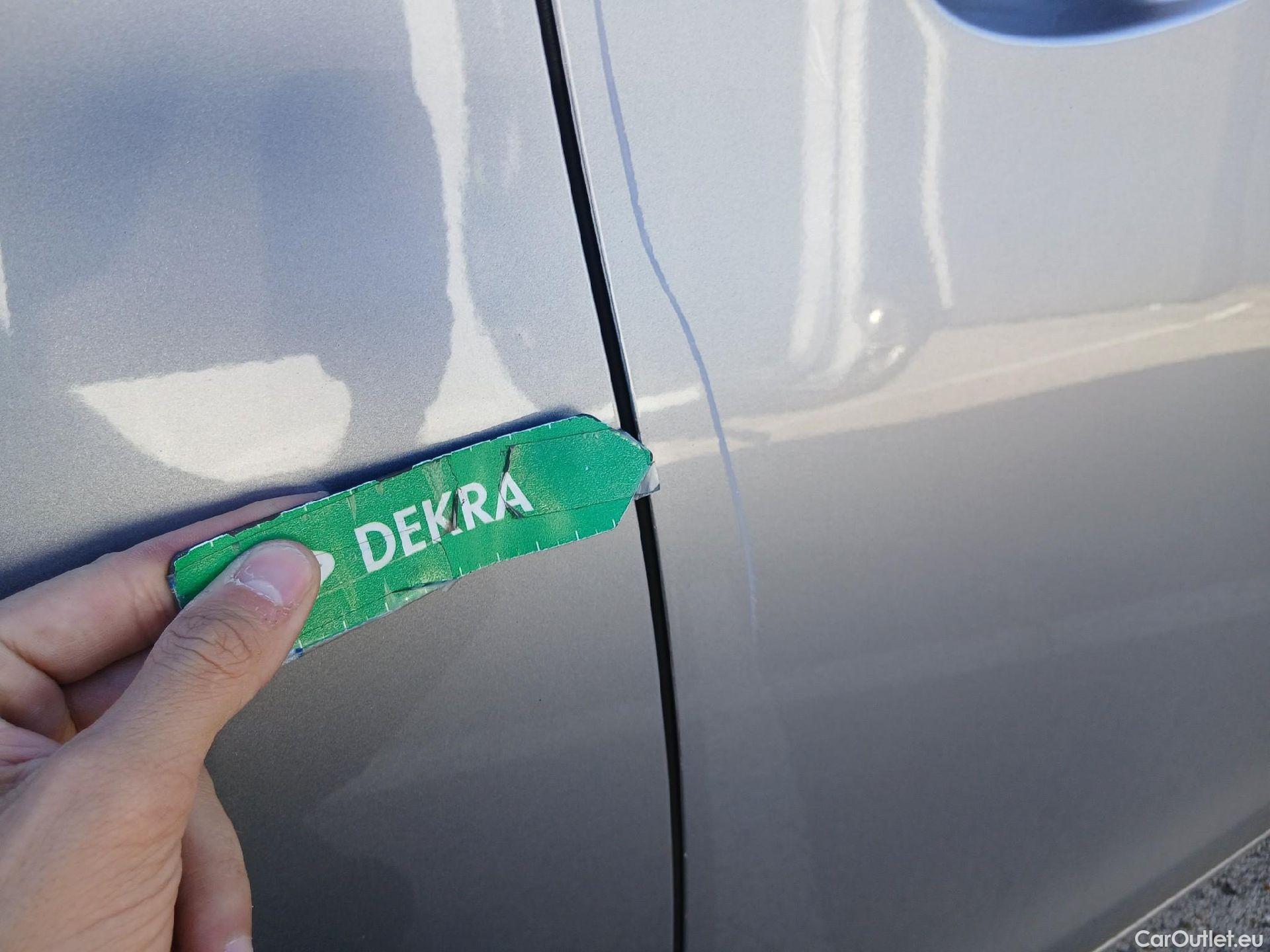  Peugeot  308 PEUGEOT  / 2017 / 5P / familiar SW Allure Pack PureTech 130 S&S #40