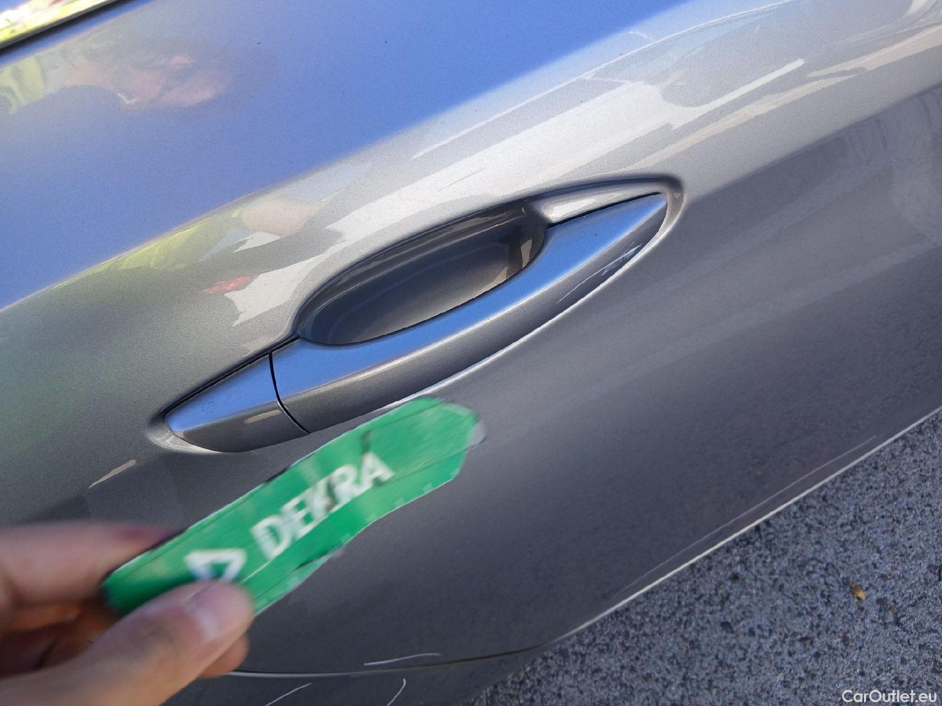  Peugeot  308 PEUGEOT  / 2017 / 5P / familiar SW Allure Pack PureTech 130 S&S #37