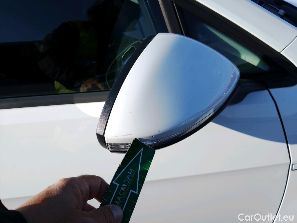  Volkswagen  Golf  VOLKSWAGEN / 2016 / 5P / berlina con portón e-ePower 110 kW (136CV) #17