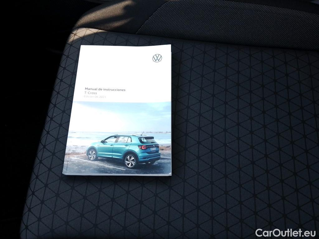  Volkswagen  T-CROSS VOLKSWAGEN  / 2018 / 5P / todoterreno Advance 1.0 TSI 81kW (110CV) #11