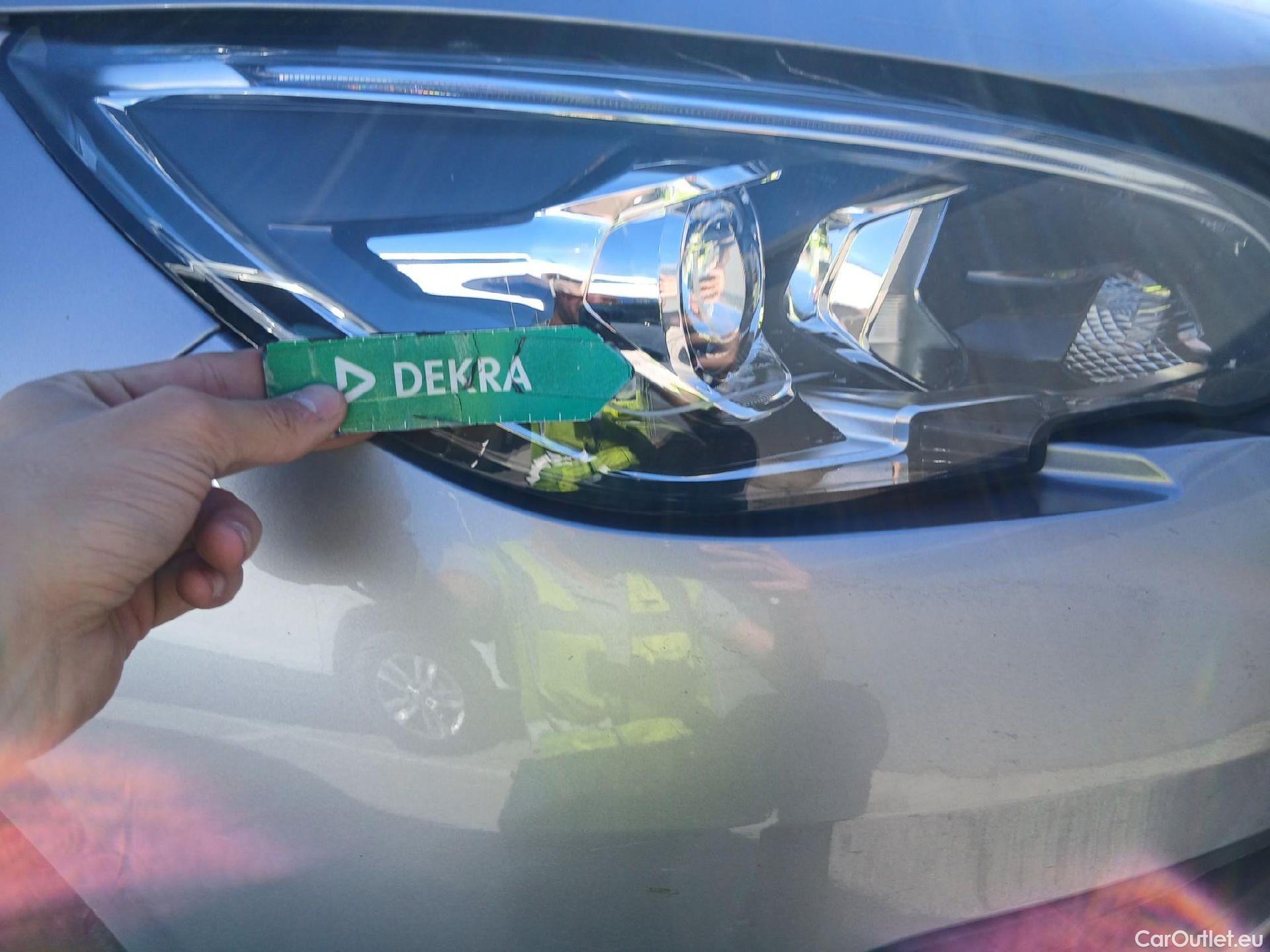  Peugeot  308 PEUGEOT  / 2017 / 5P / familiar SW Allure Pack PureTech 130 S&S #6