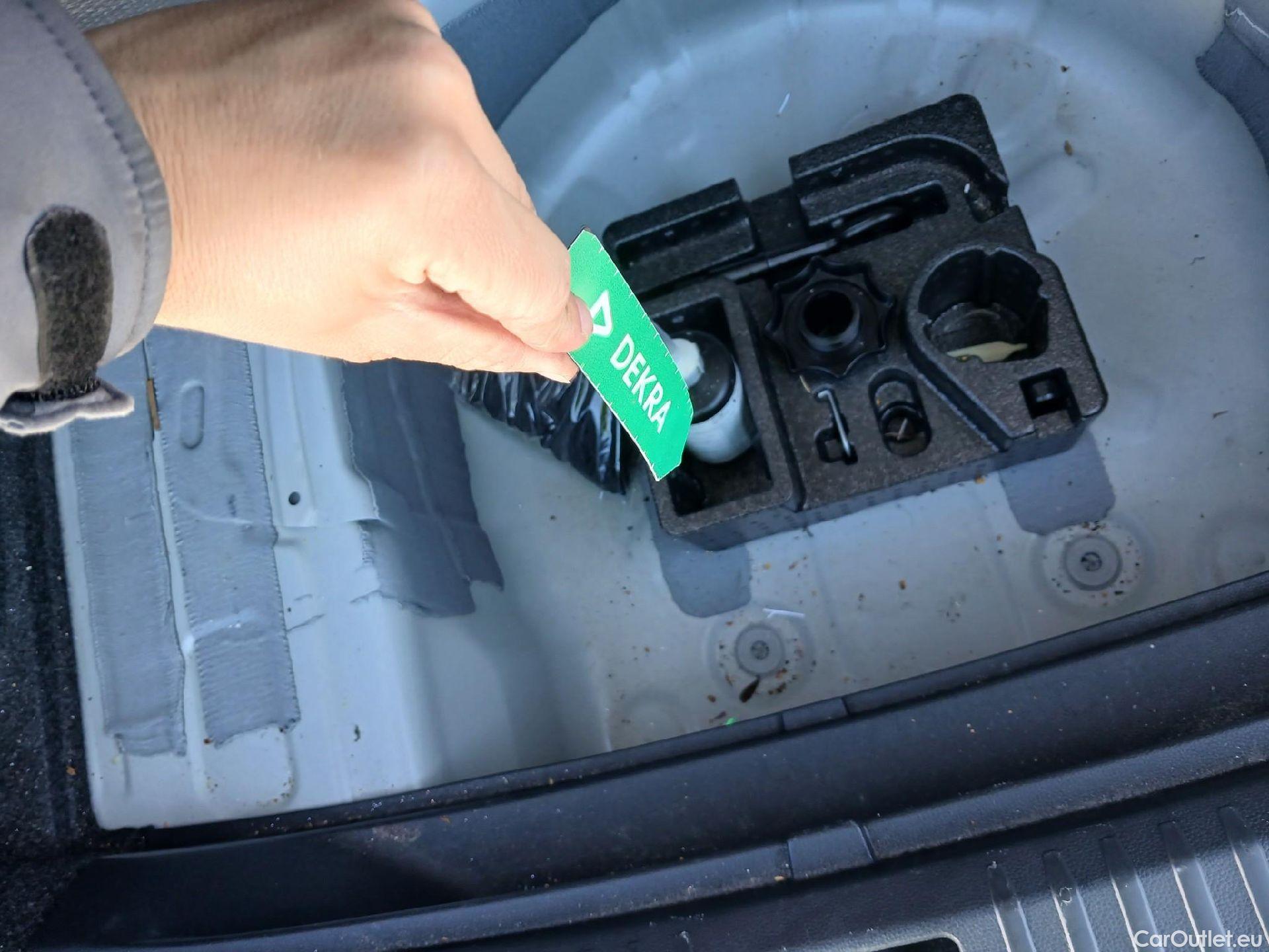  Seat  Arona  Style Special Edition 1.0 TSI 115CV MT6 E6d  #19