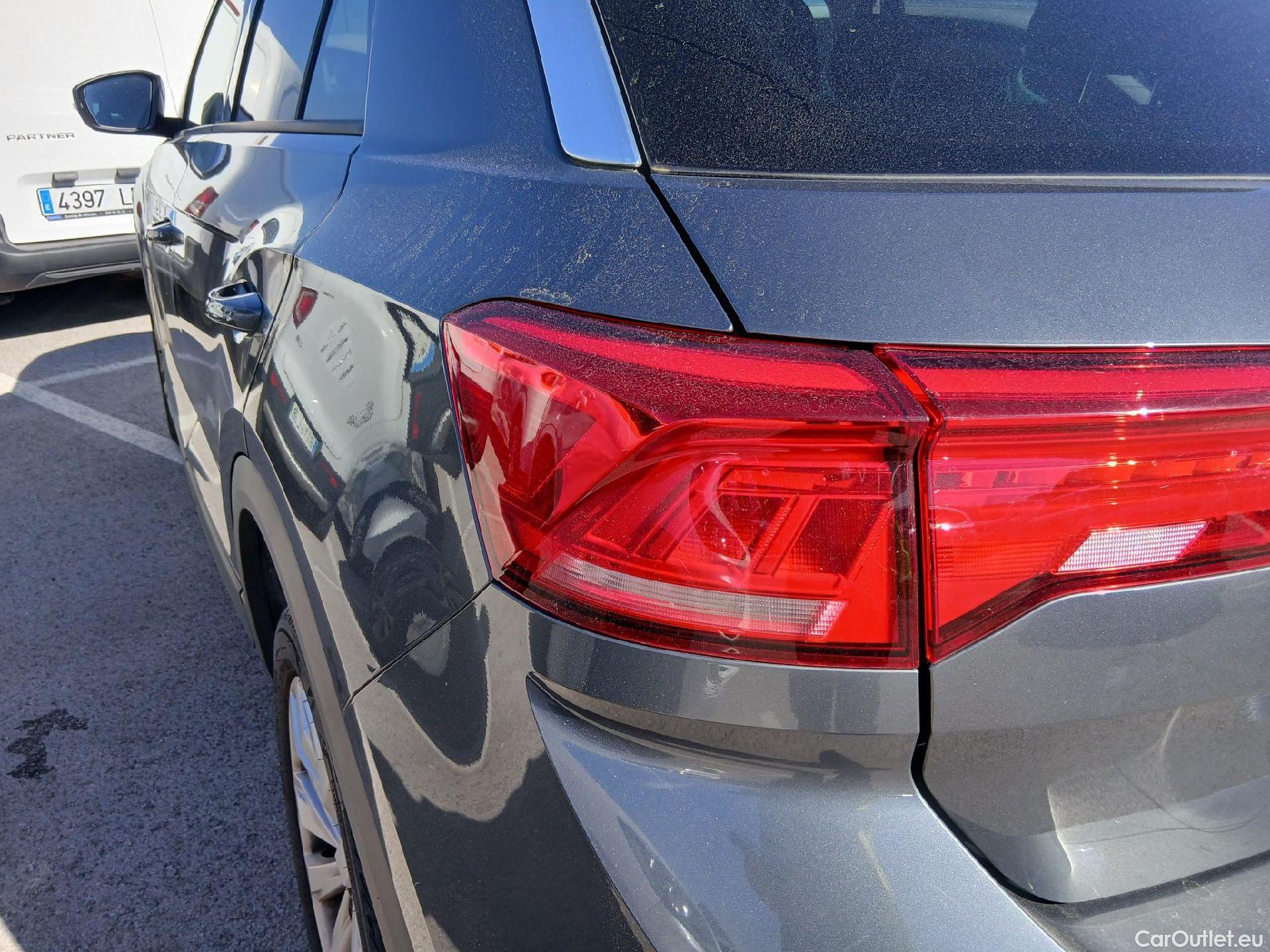  Volkswagen  T-ROC  Advance 2.0 TDI 115CV MT6 E6d #33