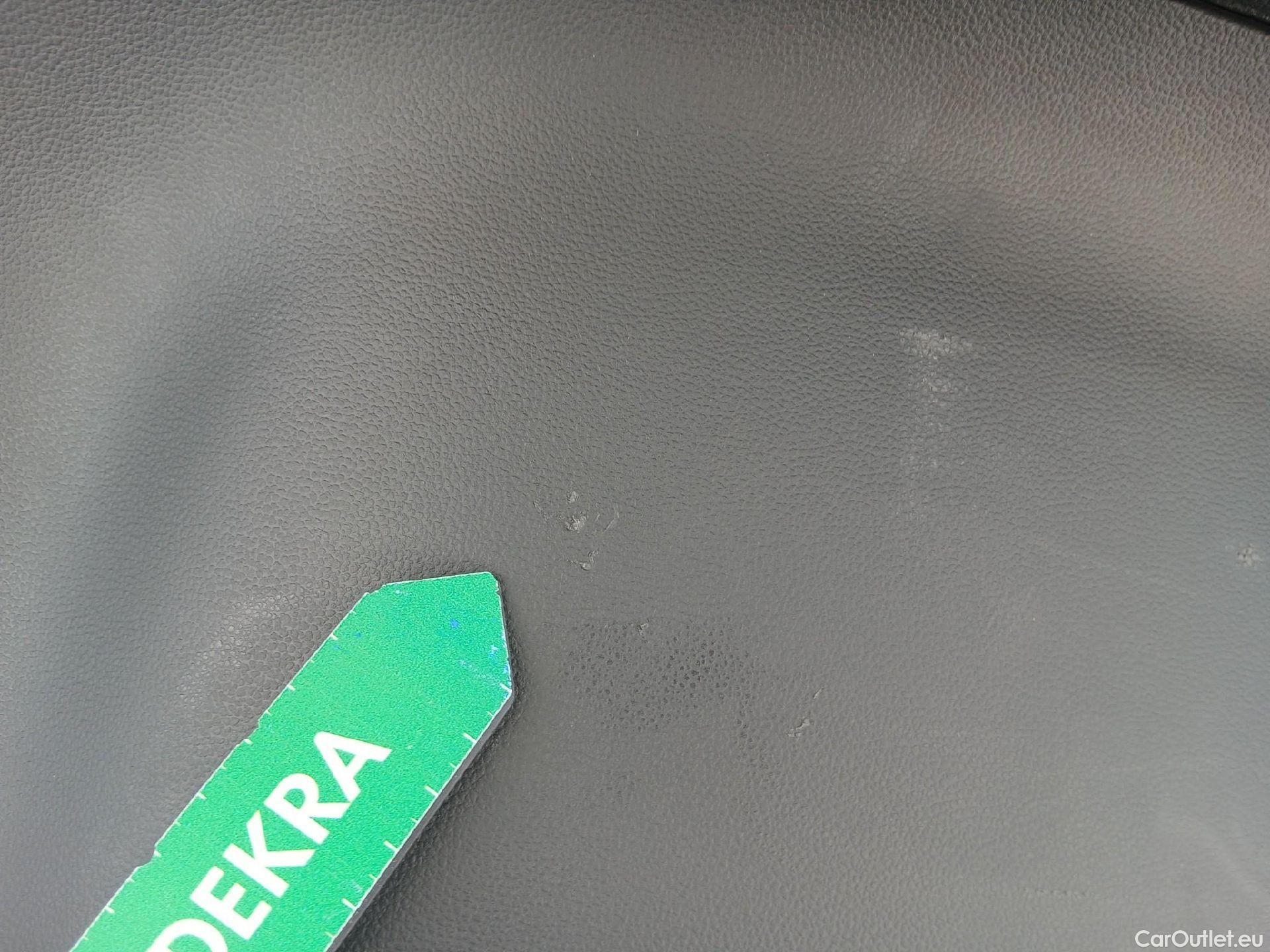  Volkswagen  T-ROC  Advance 2.0 TDI 115CV MT6 E6d #40