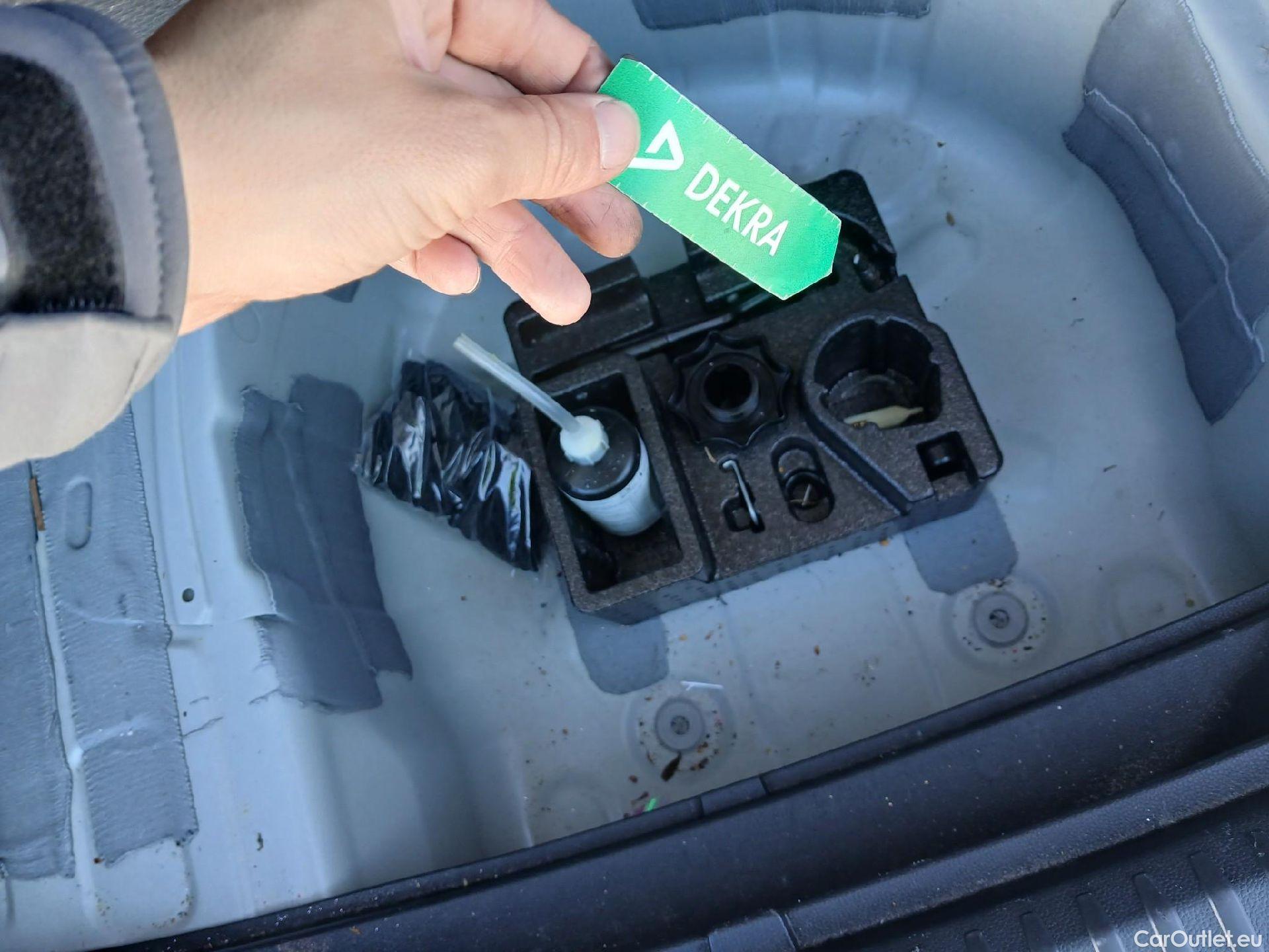  Seat  Arona  Style Special Edition 1.0 TSI 115CV MT6 E6d  #20