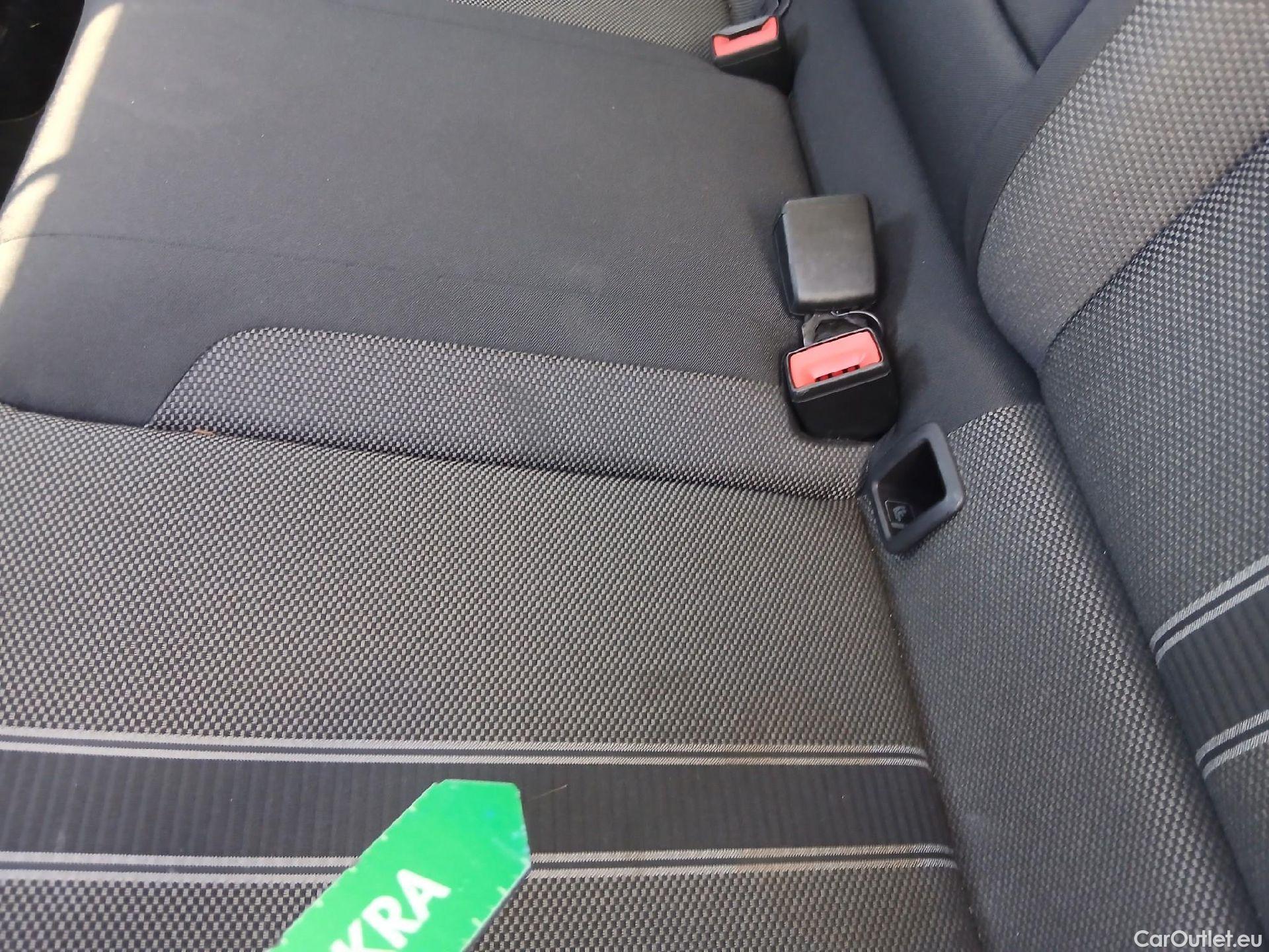  Volkswagen  T-ROC  Advance 2.0 TDI 115CV MT6 E6d #20