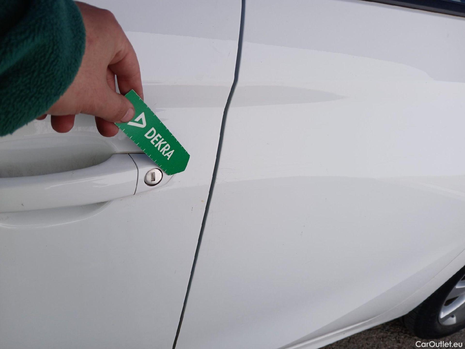  Opel  Corsa OPEL  / 2019 / 5P / berlina con portón 1.2T XHL 74kW (100CV) Edition (AC) #12