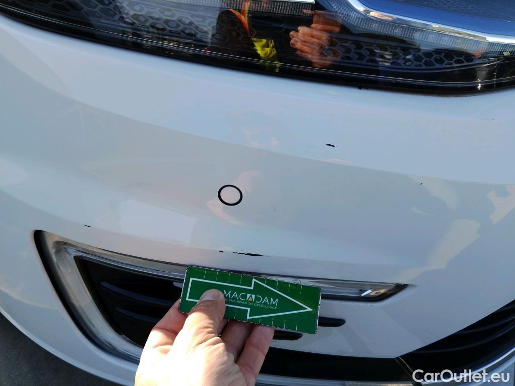  Volkswagen  Golf  VOLKSWAGEN / 2016 / 5P / berlina con portón e-ePower 110 kW (136CV) #7