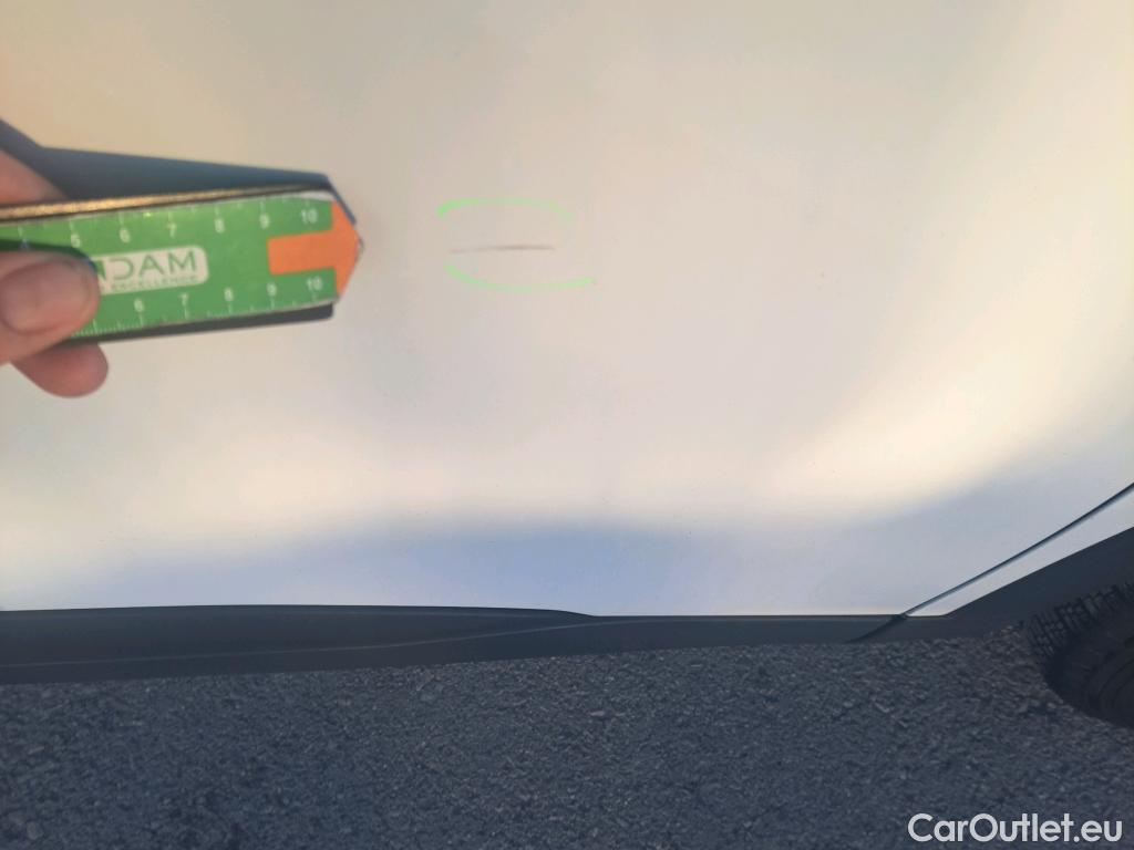  Peugeot  2008 PEUGEOT  / 2019 / 5P / todoterreno Active BlueHDI 81kW (110CV) #31