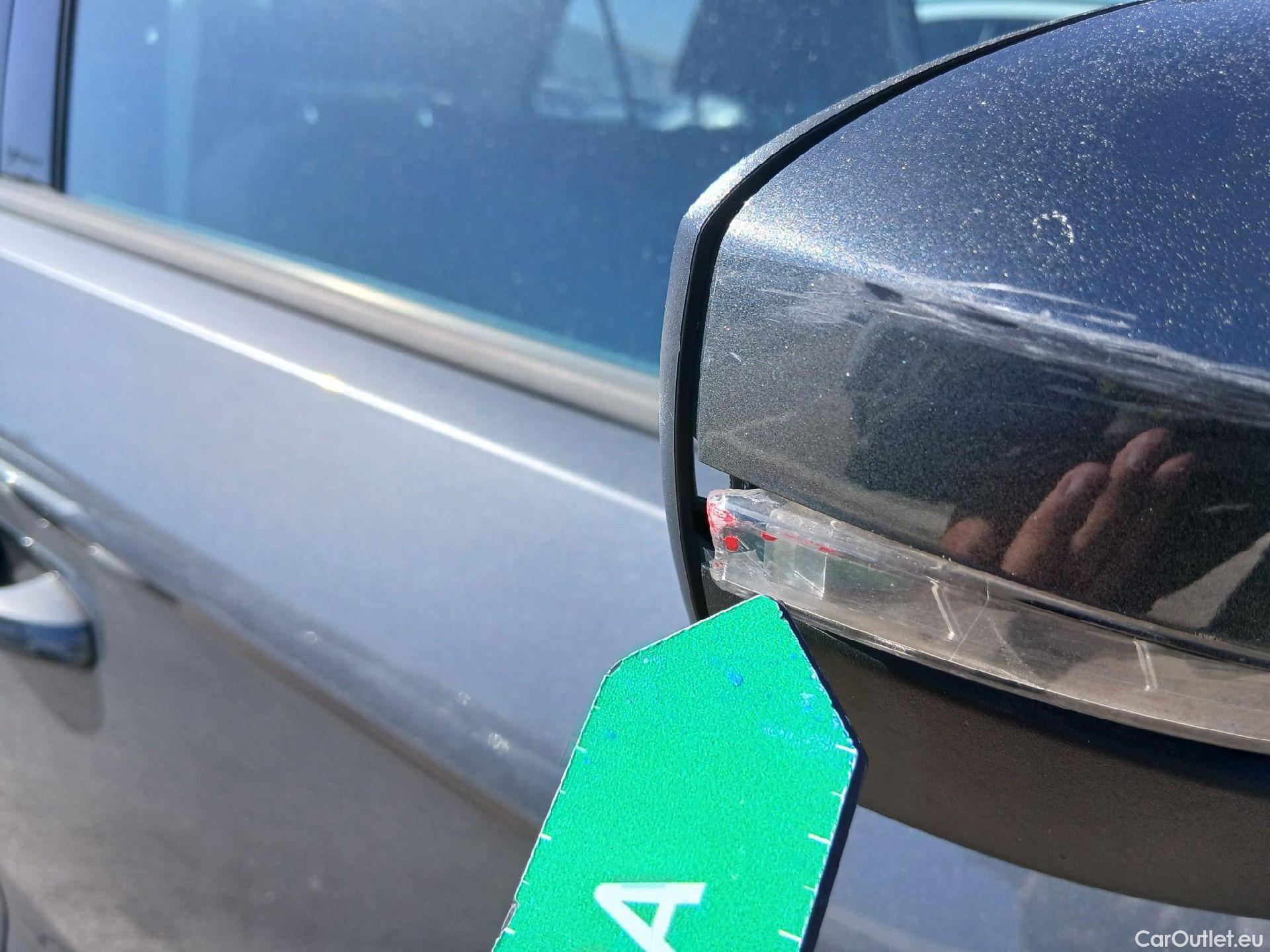  Volkswagen  T-ROC  Advance 2.0 TDI 115CV MT6 E6d #60