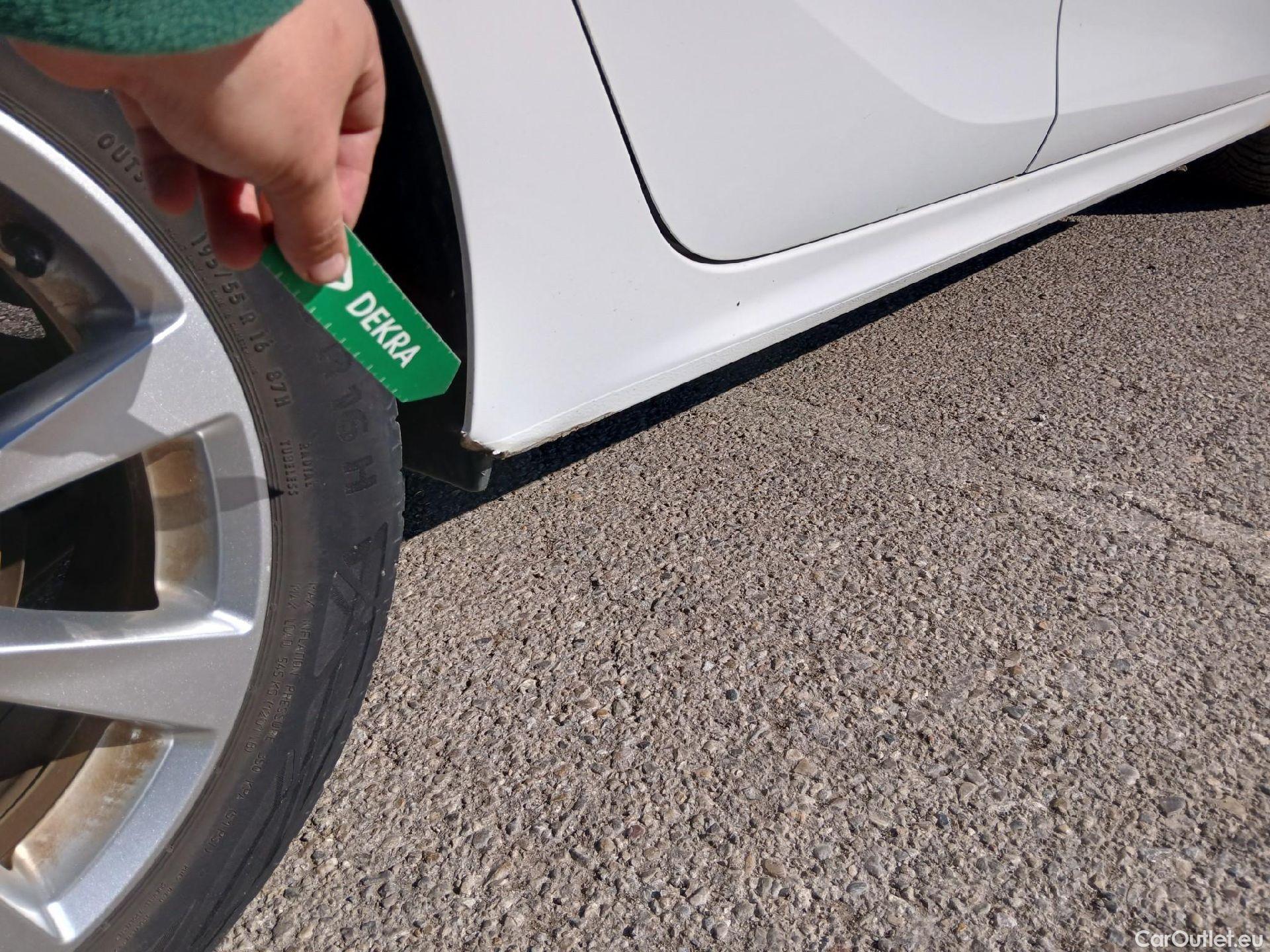  Opel  Corsa OPEL  / 2019 / 5P / berlina con portón 1.2T XHL 74kW (100CV) Edition (AC) #31