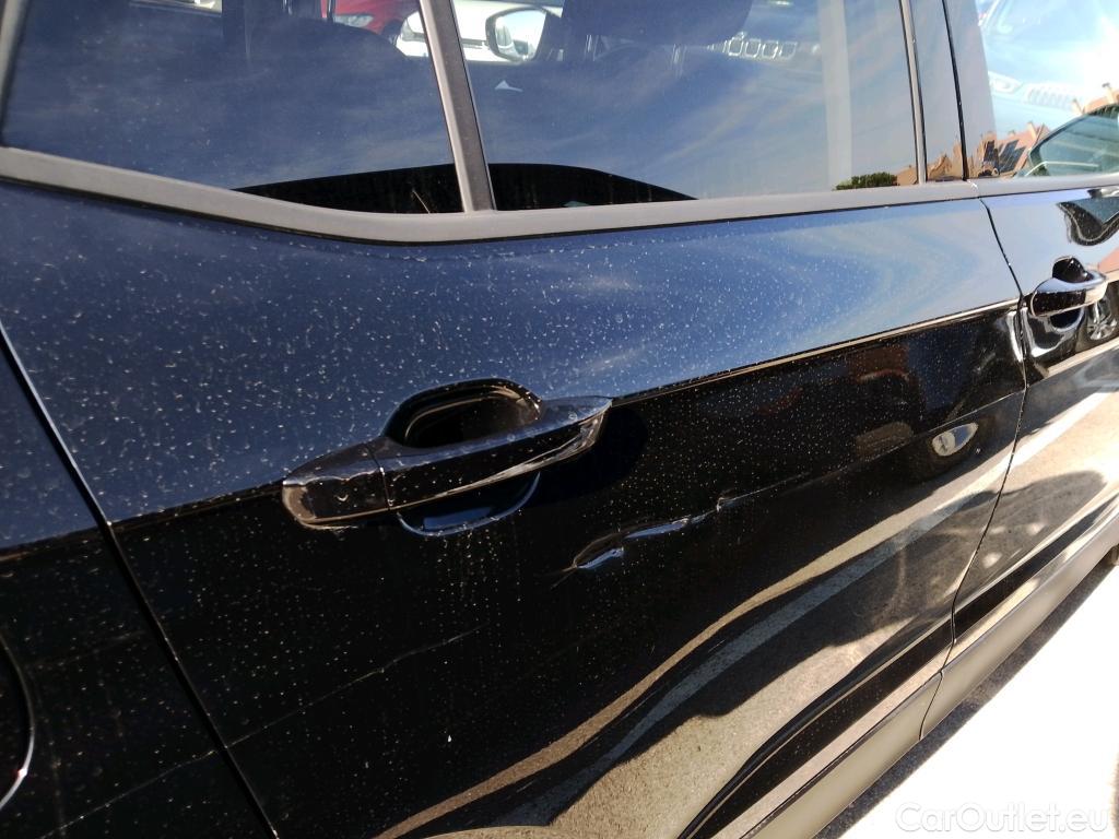  Volkswagen  T-CROSS VOLKSWAGEN  / 2018 / 5P / todoterreno Advance 1.0 TSI 81kW (110CV) #26