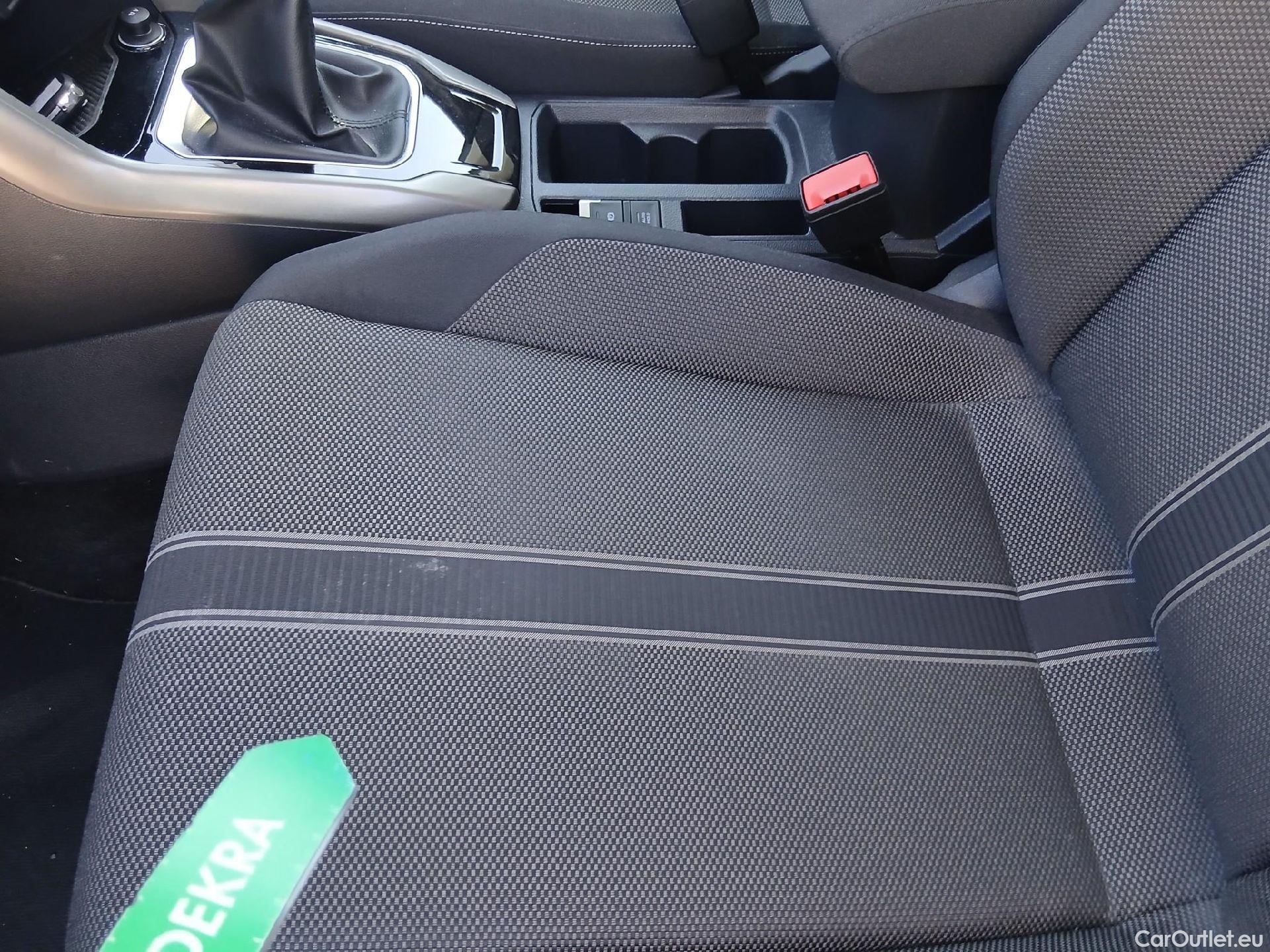  Volkswagen  T-ROC  Advance 2.0 TDI 115CV MT6 E6d #21