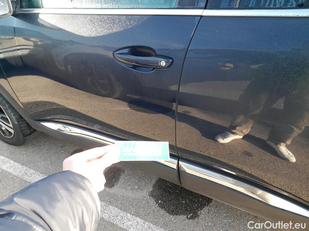  Peugeot  3008 PEUGEOT  / 2016 / 5P / todoterreno 1.5 BlueHDi 96kW S&S GT Line EAT8 #6