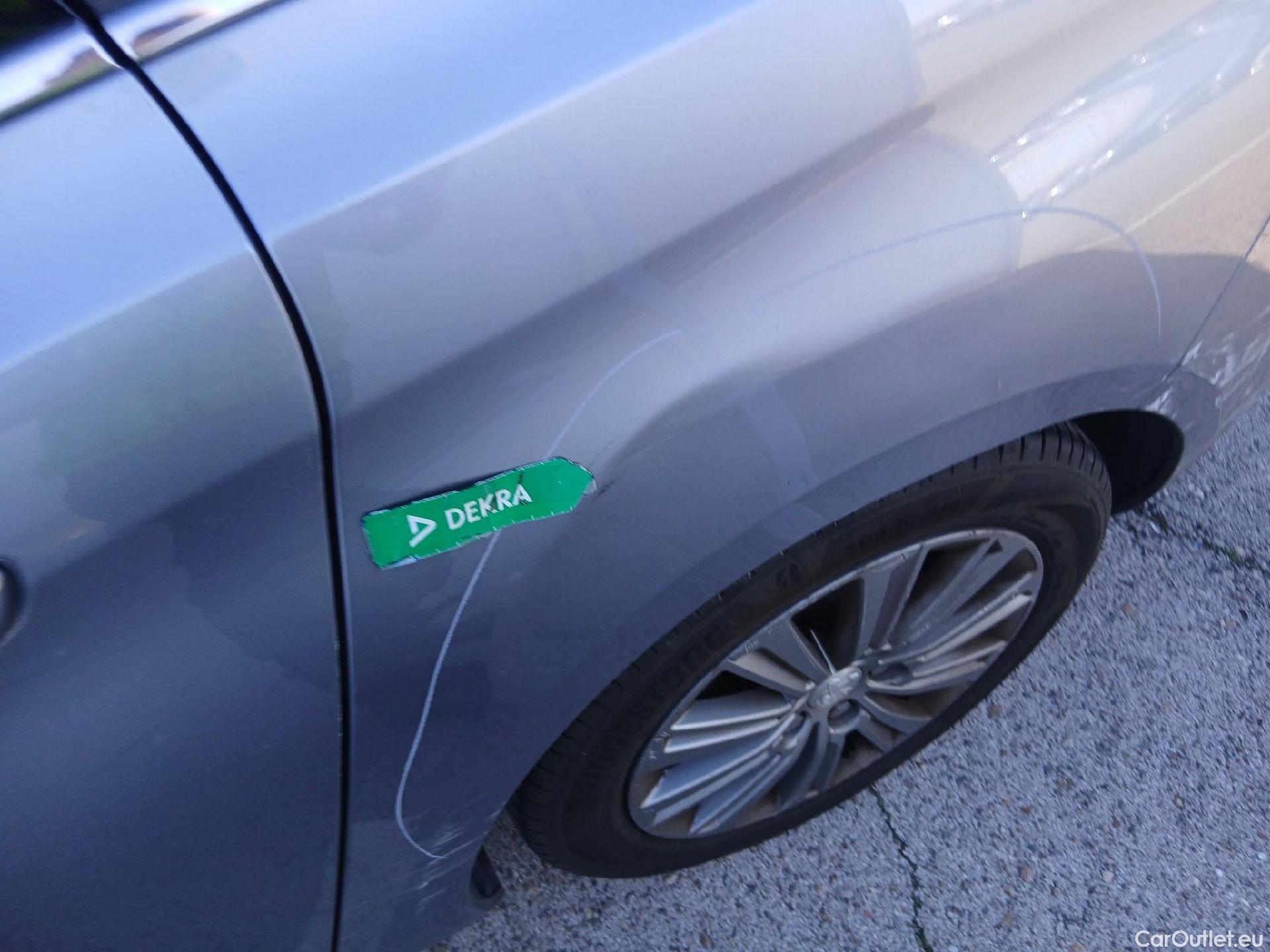  Peugeot  308 PEUGEOT  / 2017 / 5P / familiar SW Allure Pack PureTech 130 S&S #25