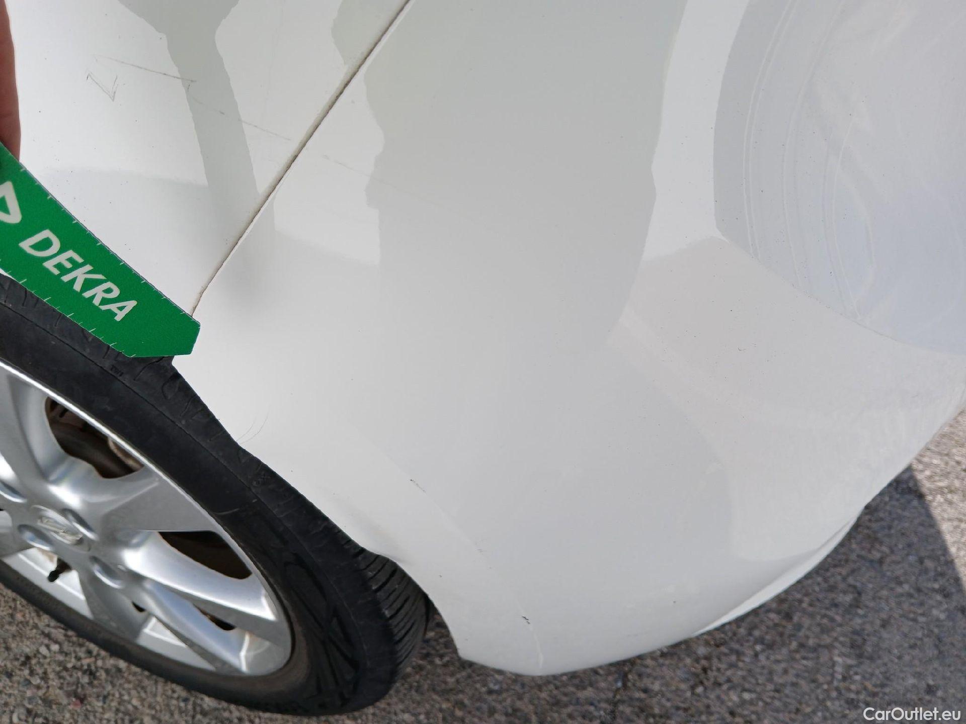  Opel  Corsa OPEL  / 2019 / 5P / berlina con portón 1.2T XHL 74kW (100CV) Edition (AC) #23