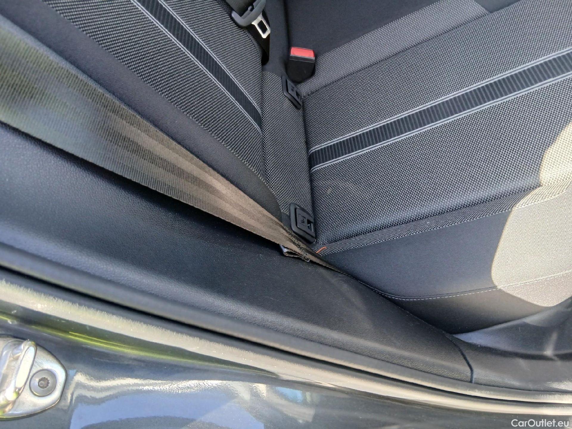  Volkswagen  T-ROC  Advance 2.0 TDI 115CV MT6 E6d #48