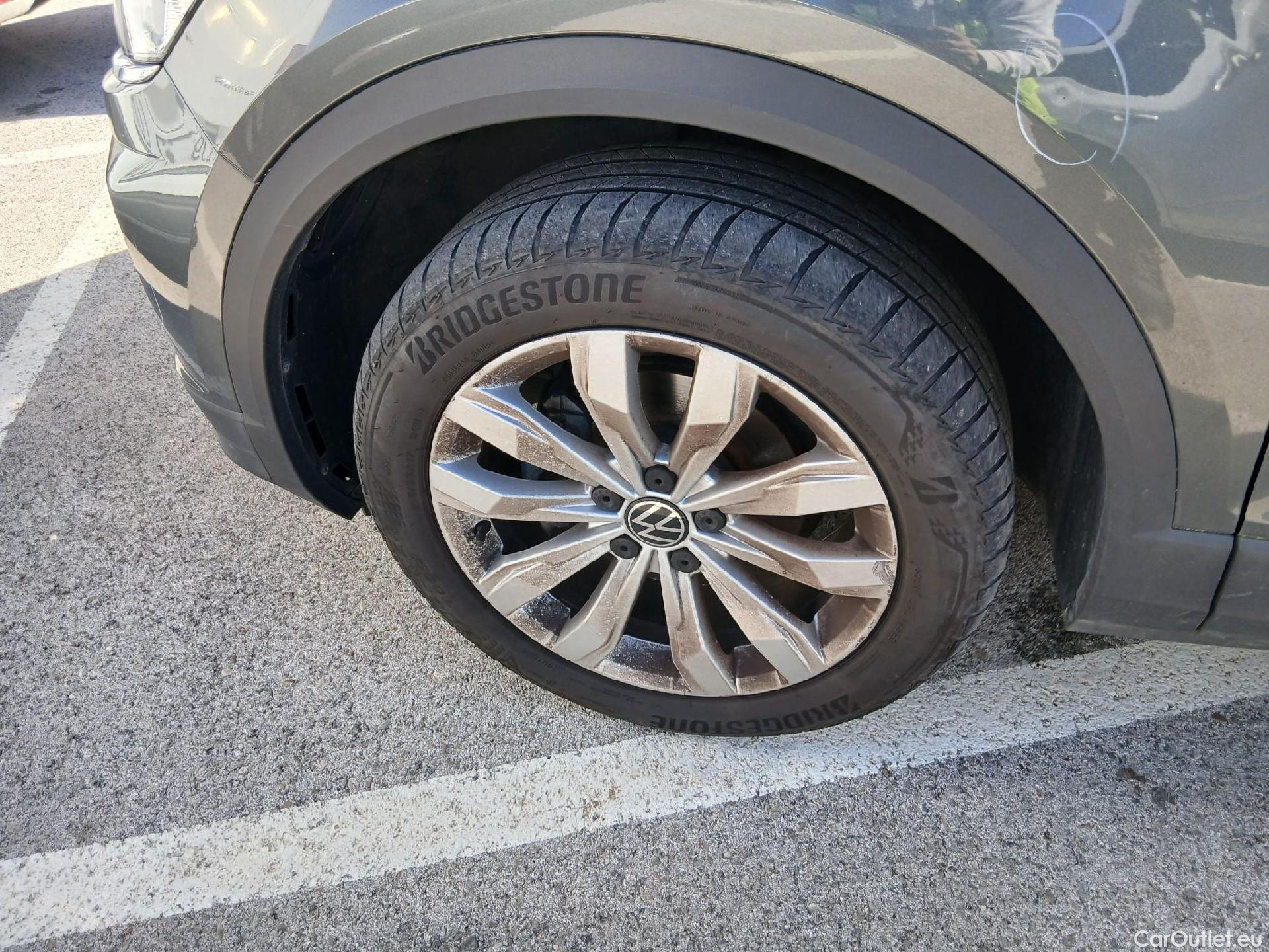  Volkswagen  T-ROC  Advance 2.0 TDI 115CV MT6 E6d #13