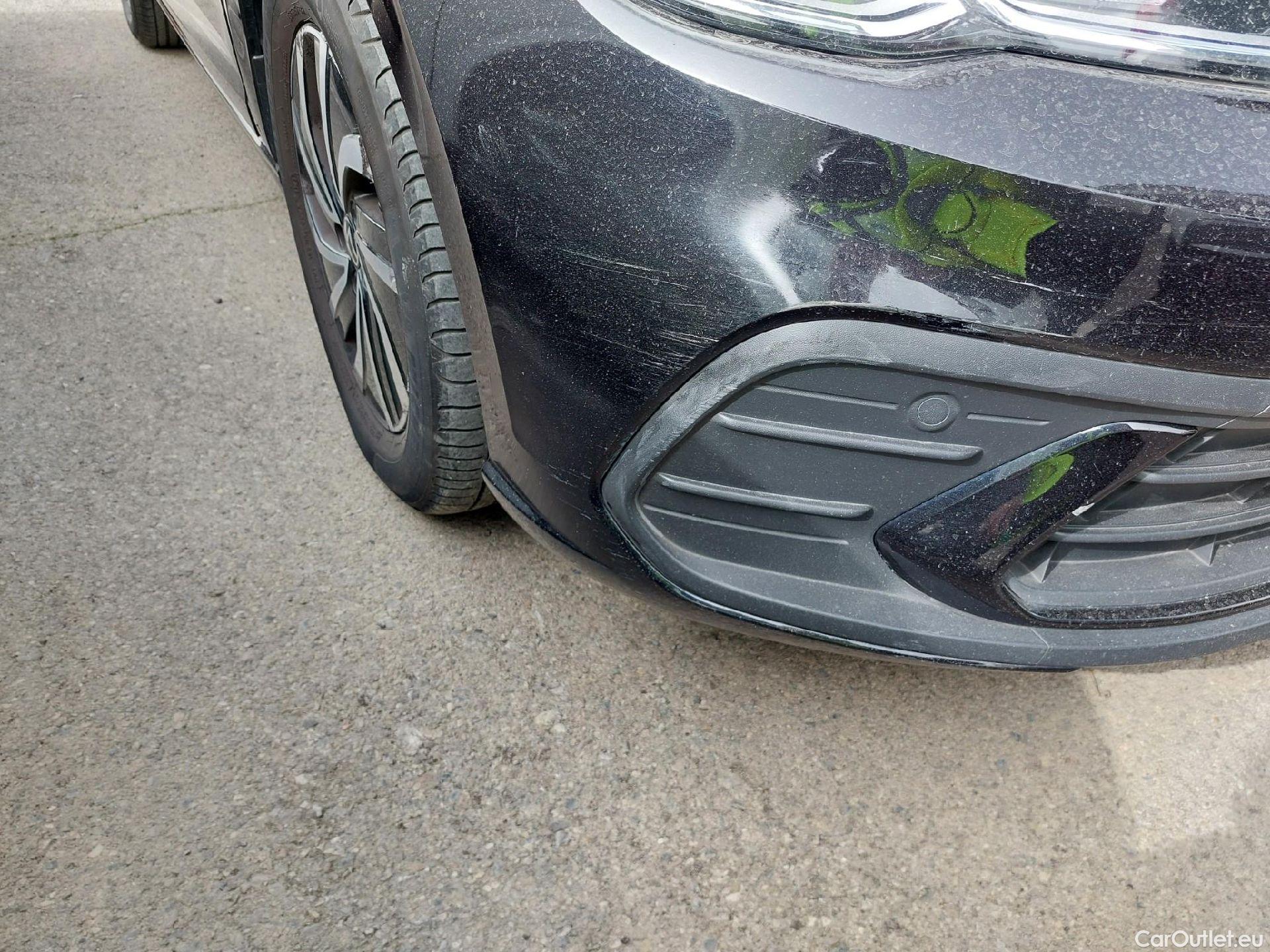  Volkswagen  Polo VOLKSWAGEN  / 2021 / 5P / berlina con portón Life 1.0 TSI 70kW (95CV) #6