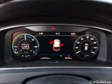  Volkswagen  Golf  VOLKSWAGEN / 2016 / 5P / berlina con portón e-ePower 110 kW (136CV) #4