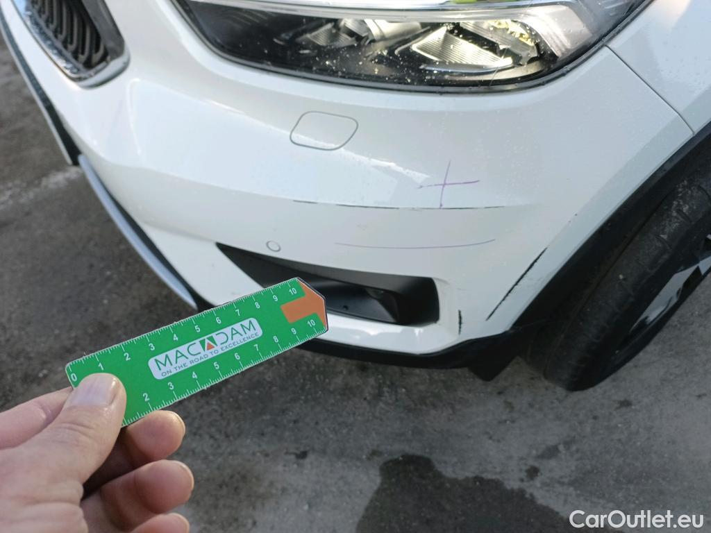  Volvo  XC 40 VOLVO XC40 / 2017 / 5P / todoterreno 2.0 D3 Momentum Pro Auto #11