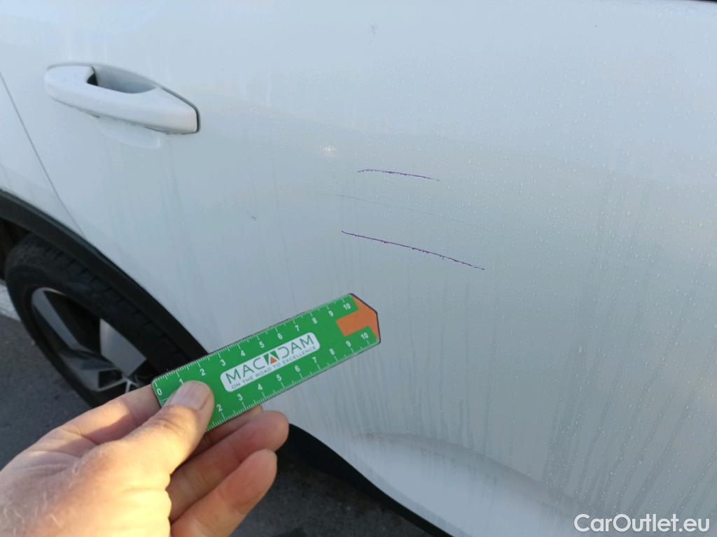  Volvo  XC 40 VOLVO XC40 / 2017 / 5P / todoterreno 2.0 D3 Momentum Pro Auto #5