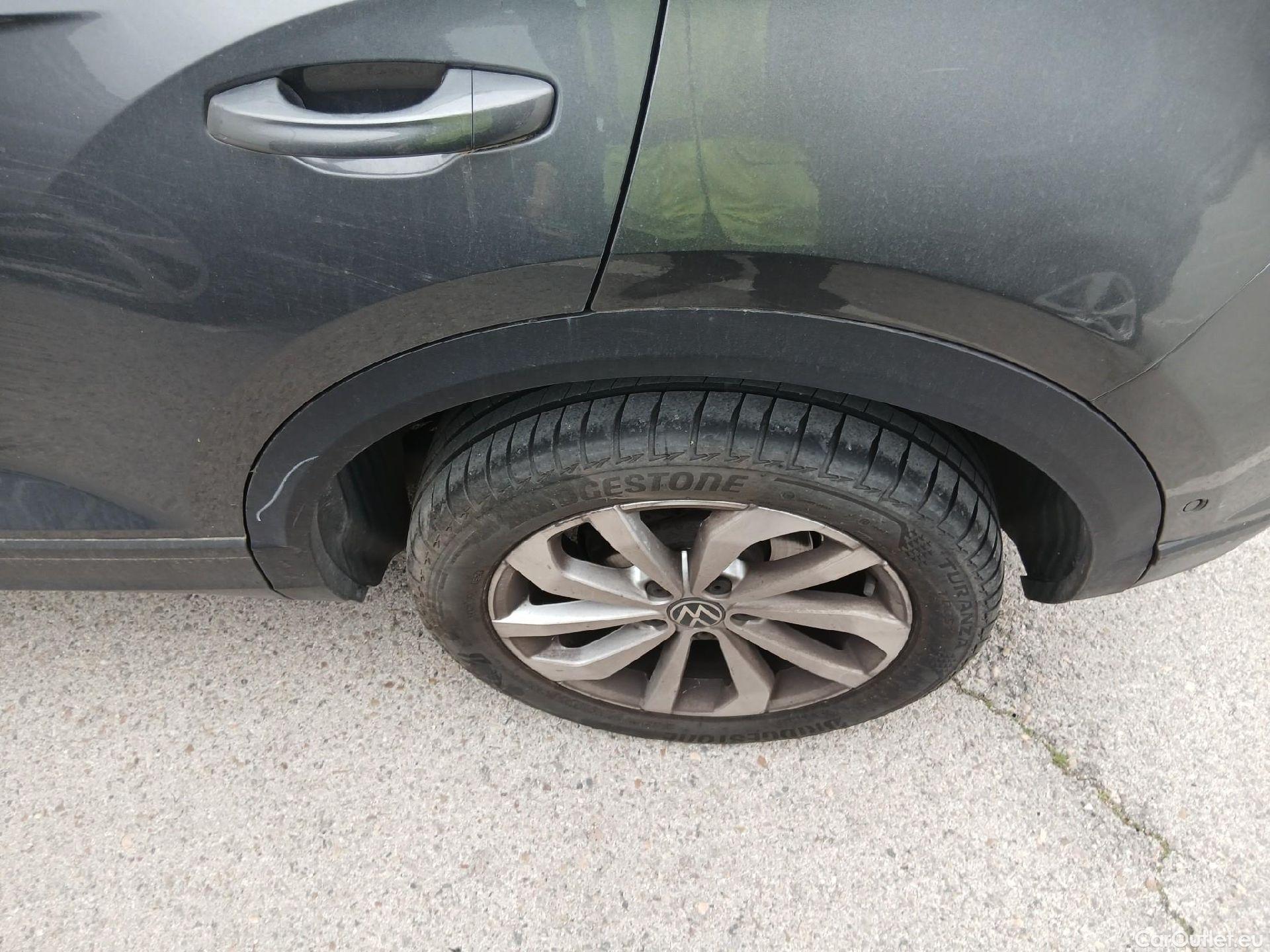  Volkswagen  T-ROC  Life 1.0 TSI 110CV MT6 E6d #29