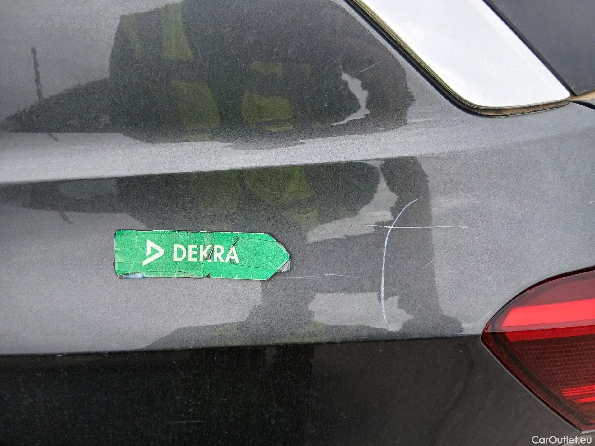  Volkswagen  T-ROC  Life 1.0 TSI 110CV MT6 E6d #30