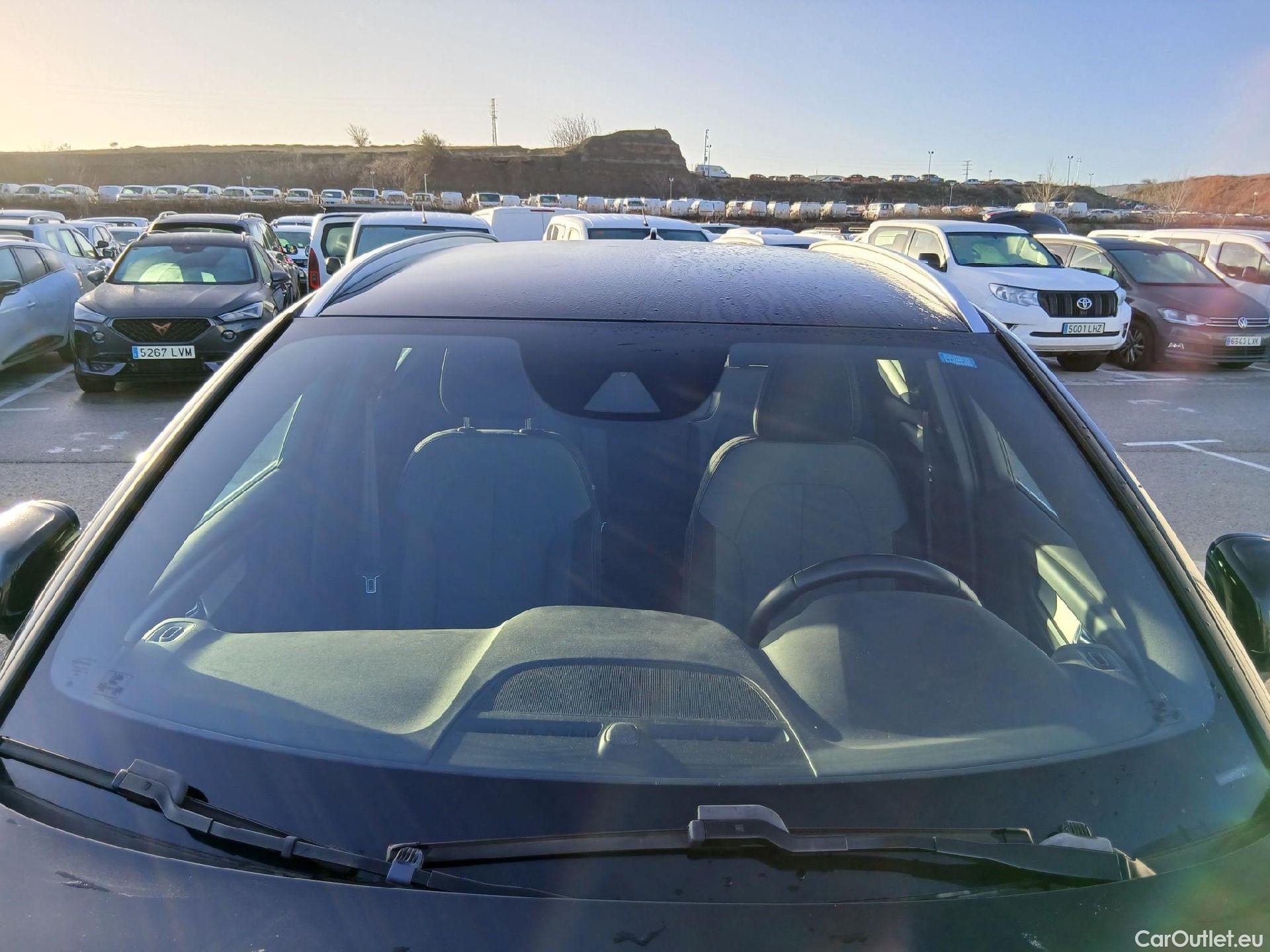  Volvo  XC 40 VOLVO XC40 / 2017 / 5P / todoterreno 1.5 T4 Twin Recharge Inscription Ex Auto #1