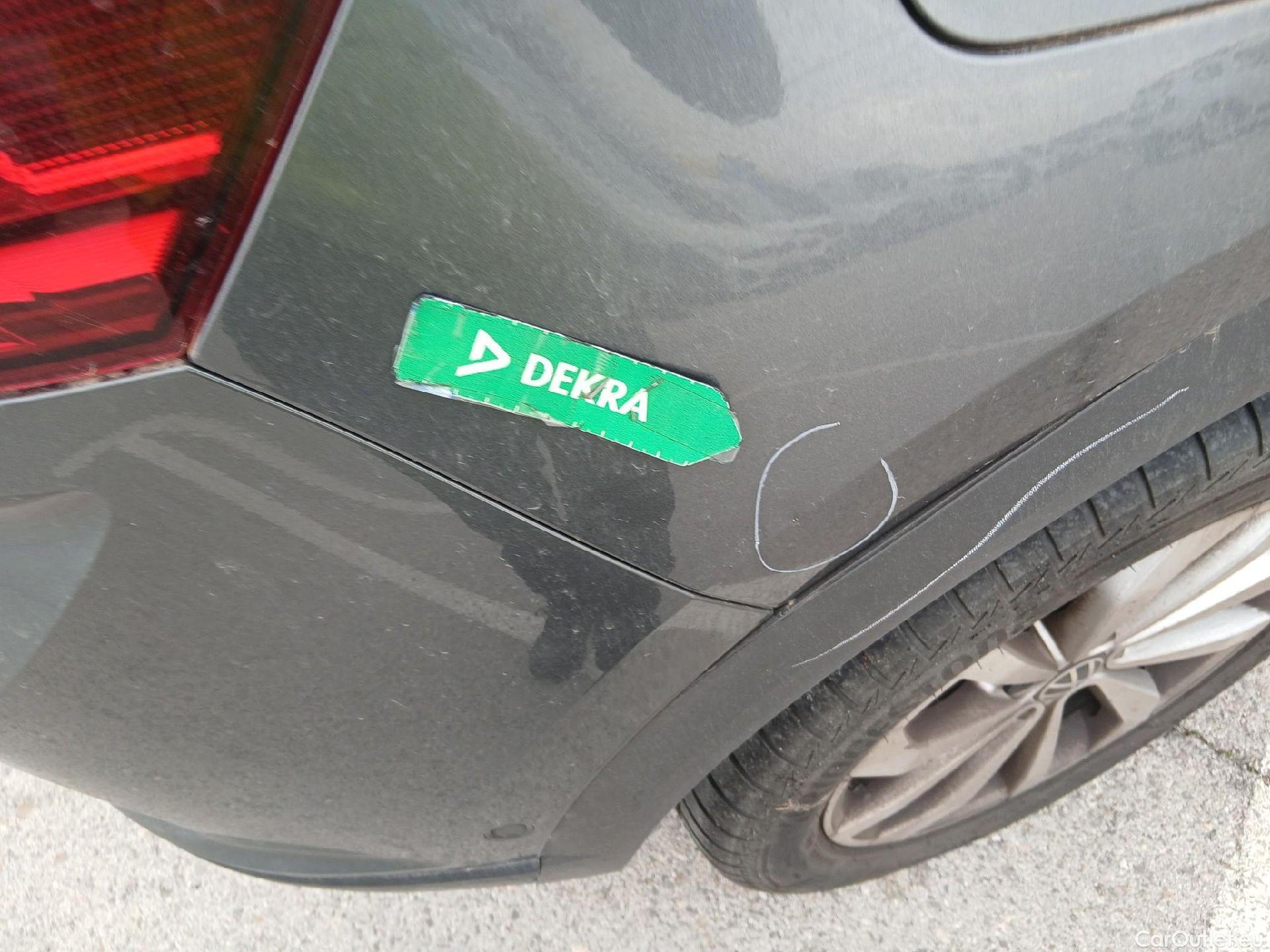  Volkswagen  T-ROC  Life 1.0 TSI 110CV MT6 E6d #39