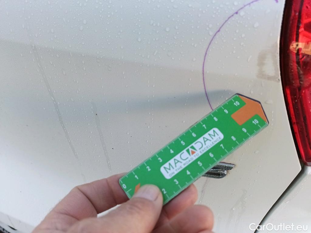  Volvo  XC 40 VOLVO XC40 / 2017 / 5P / todoterreno 2.0 D3 Momentum Pro Auto #4